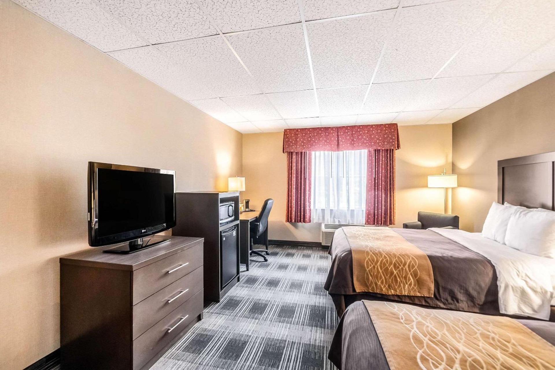 Comfort Inn Ballston photo 13