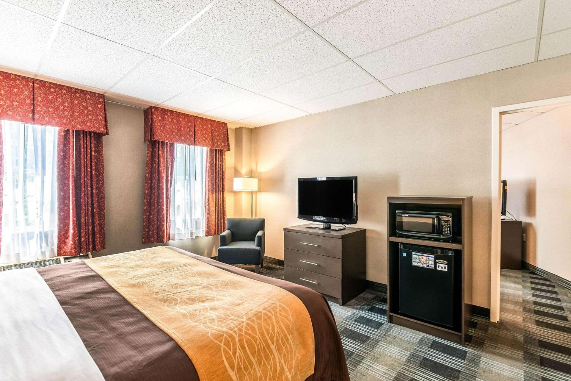 Comfort Inn Ballston photo 22