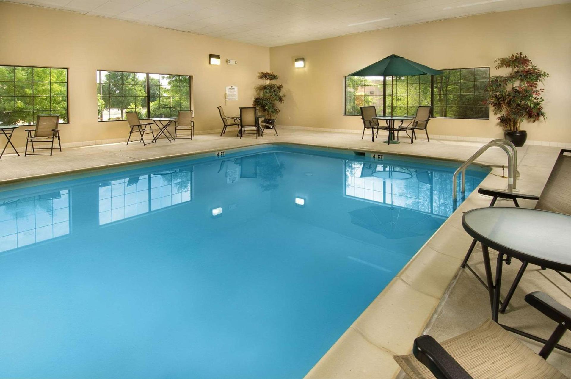 Comfort Suites Dulles Airport photo 15