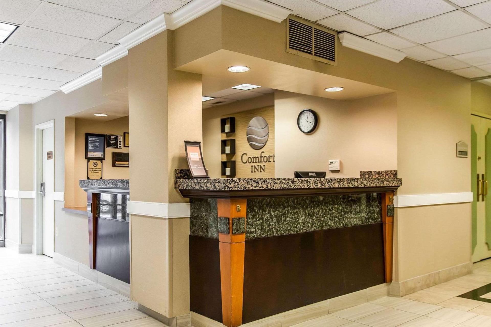 Comfort Inn Pentagon City photo 2