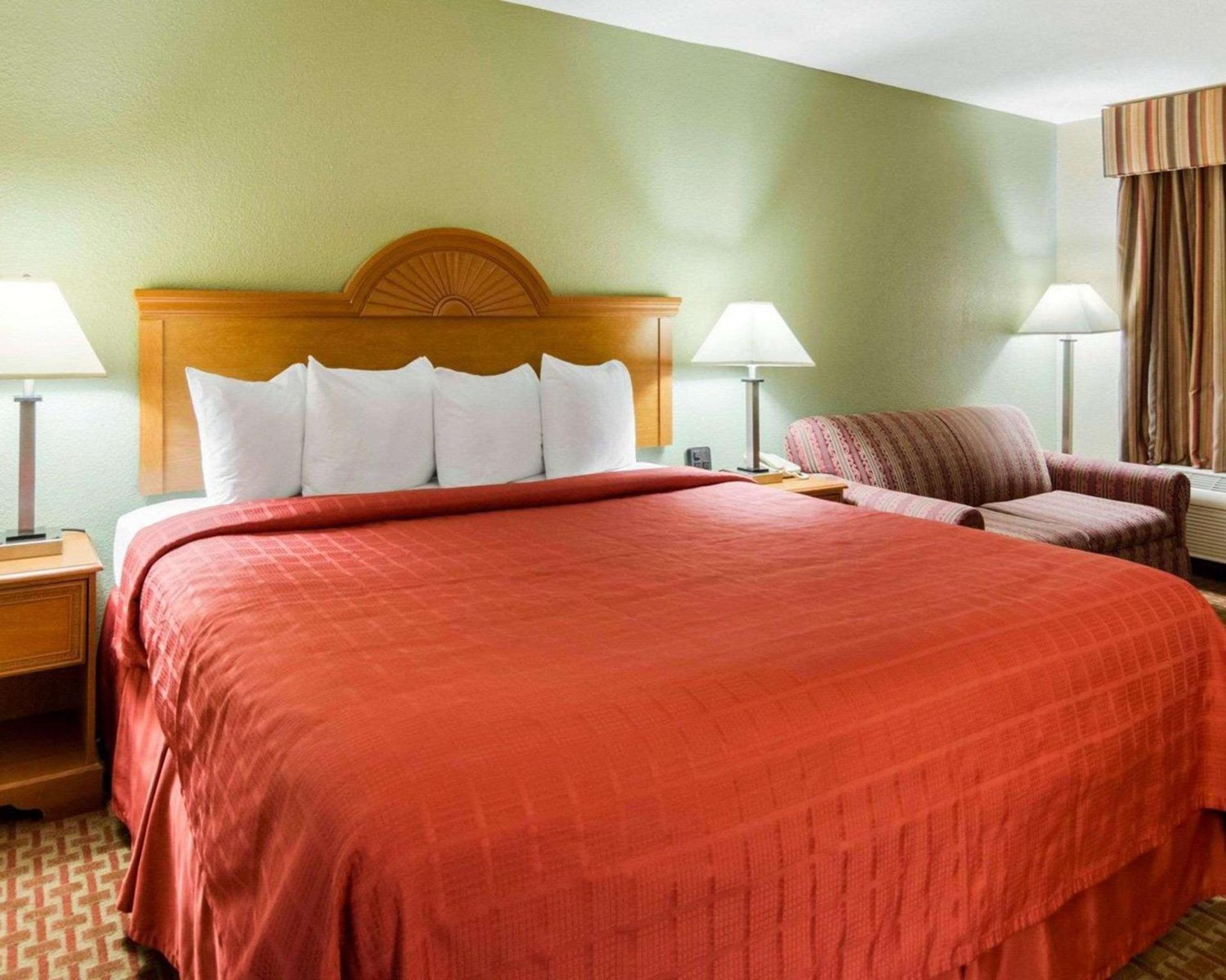 Quality Inn South Hill I-85 photo 16