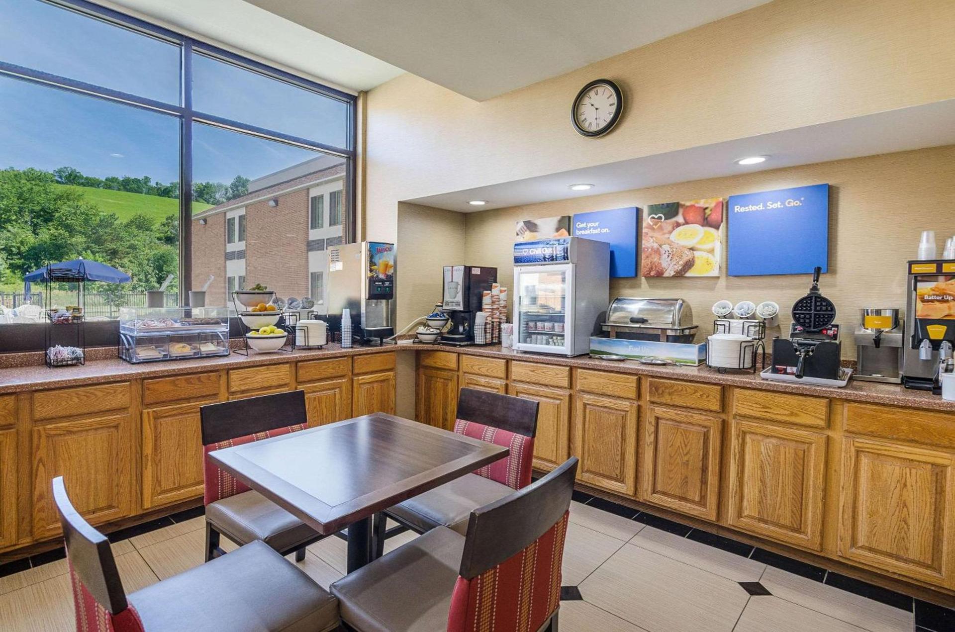 Comfort Inn Bluefield photo 31