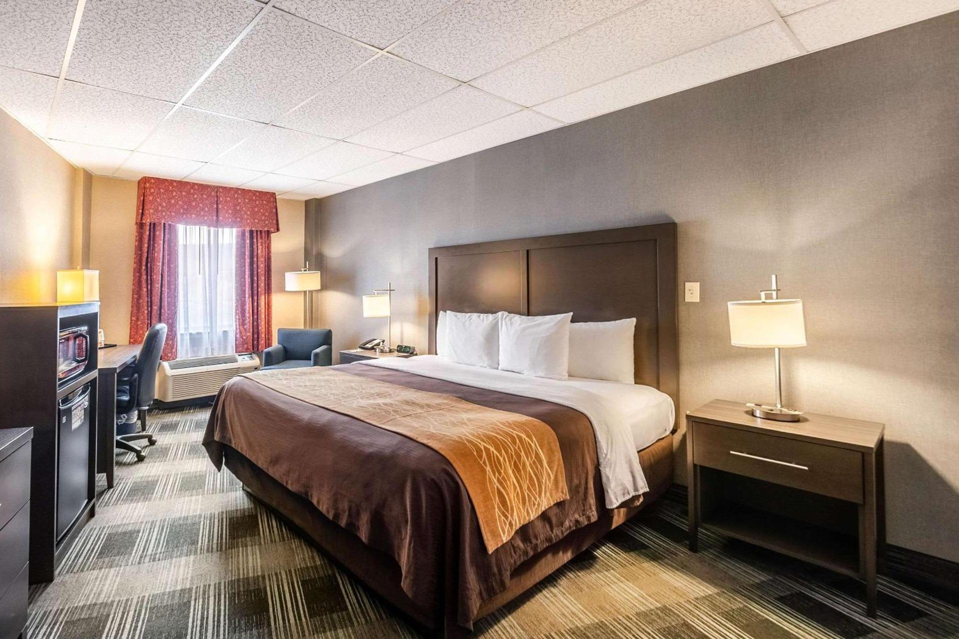 Comfort Inn Ballston photo 11