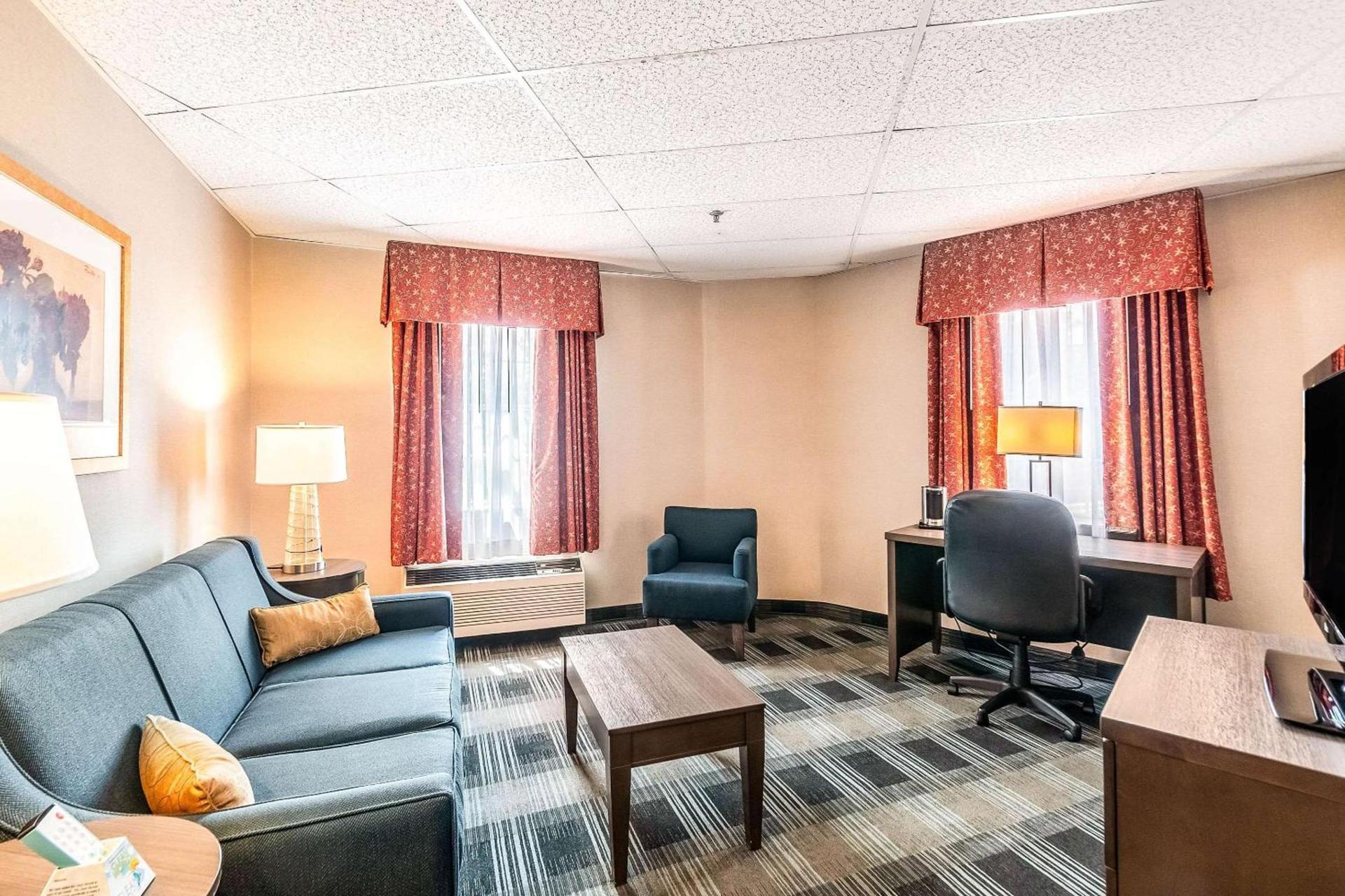 Comfort Inn Ballston photo 21