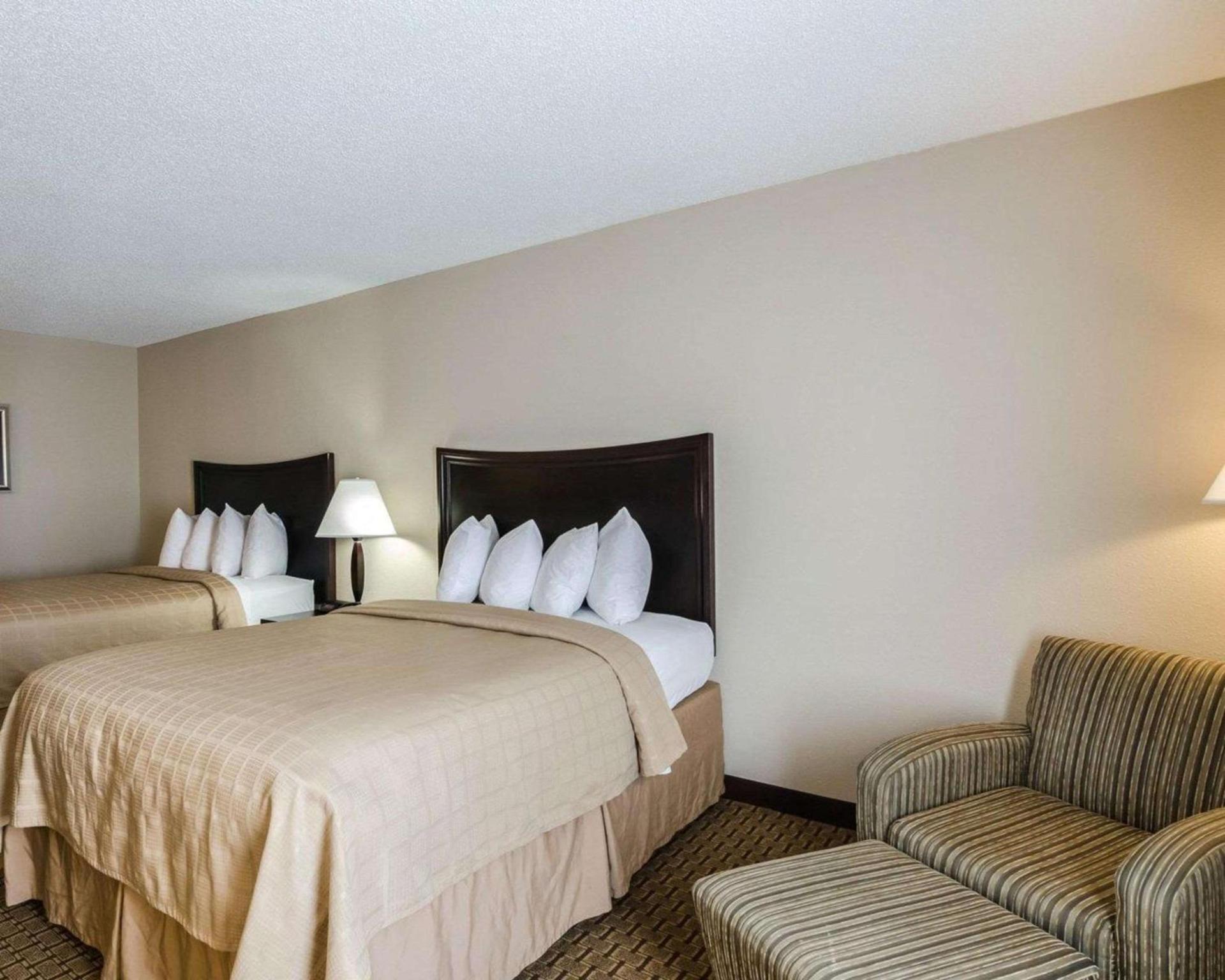 Quality Inn Troutville - Roanoke North photo 4