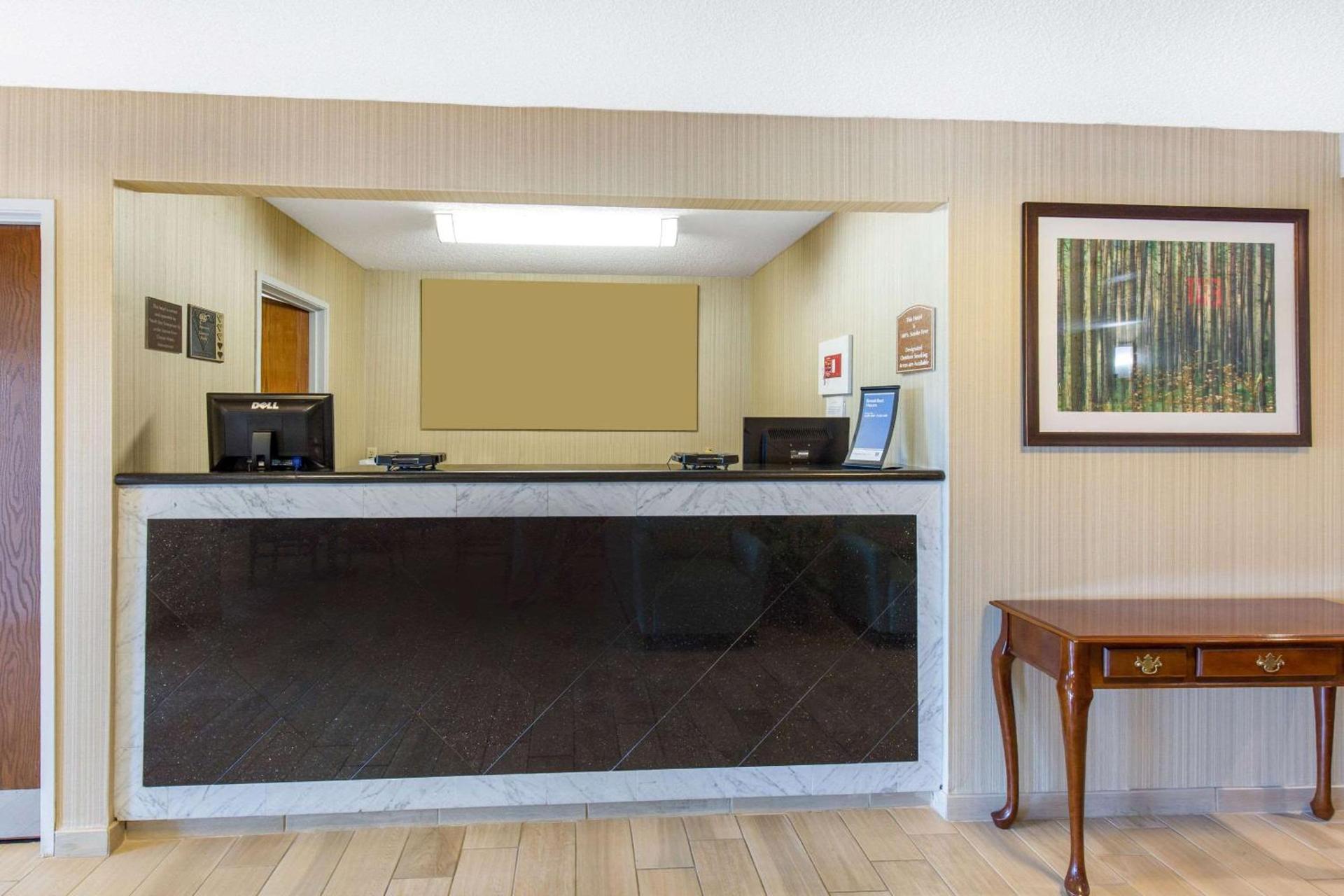 Quality Inn Stephens City-Winchester South photo 25