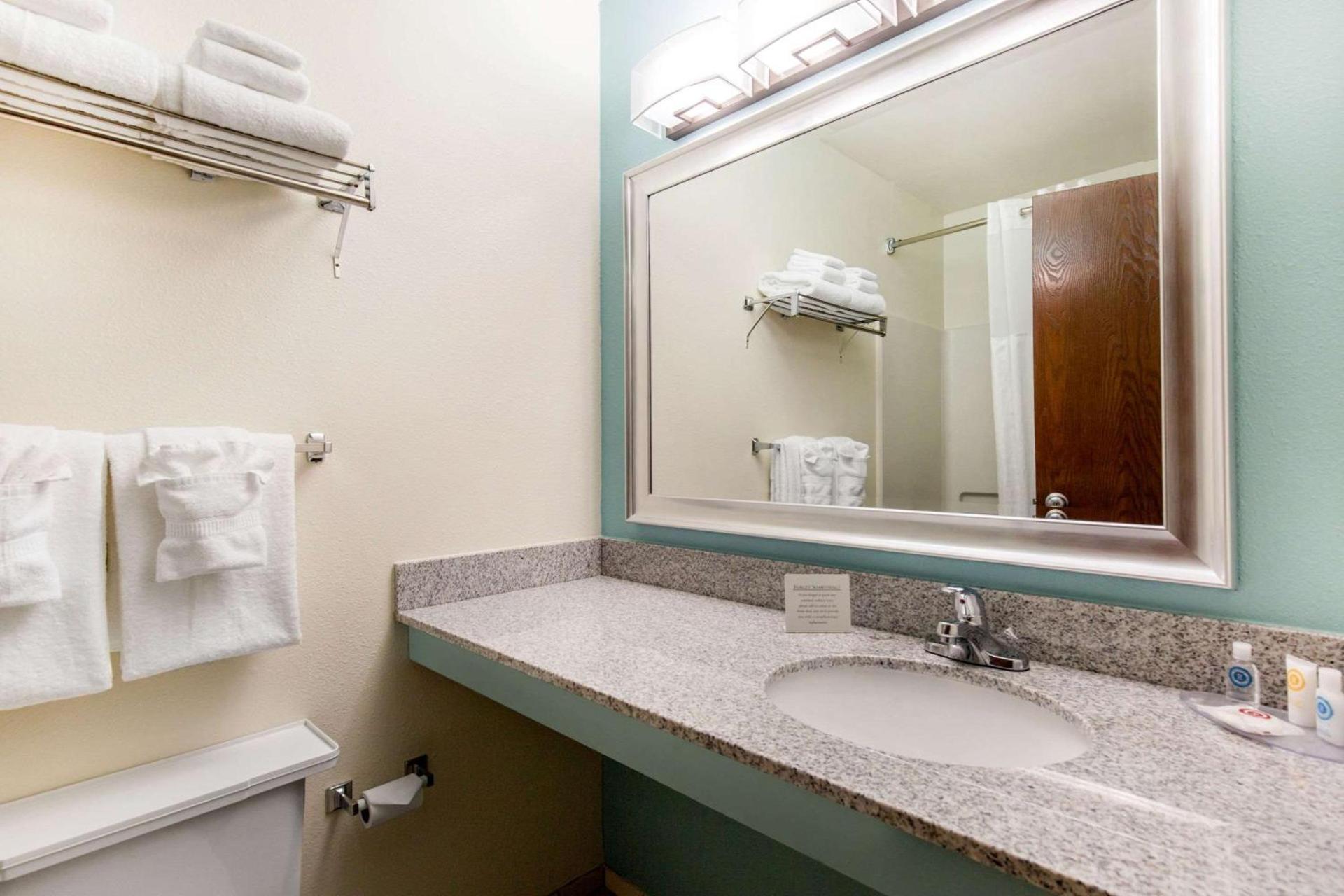 Quality Inn Stephens City-Winchester South photo 27