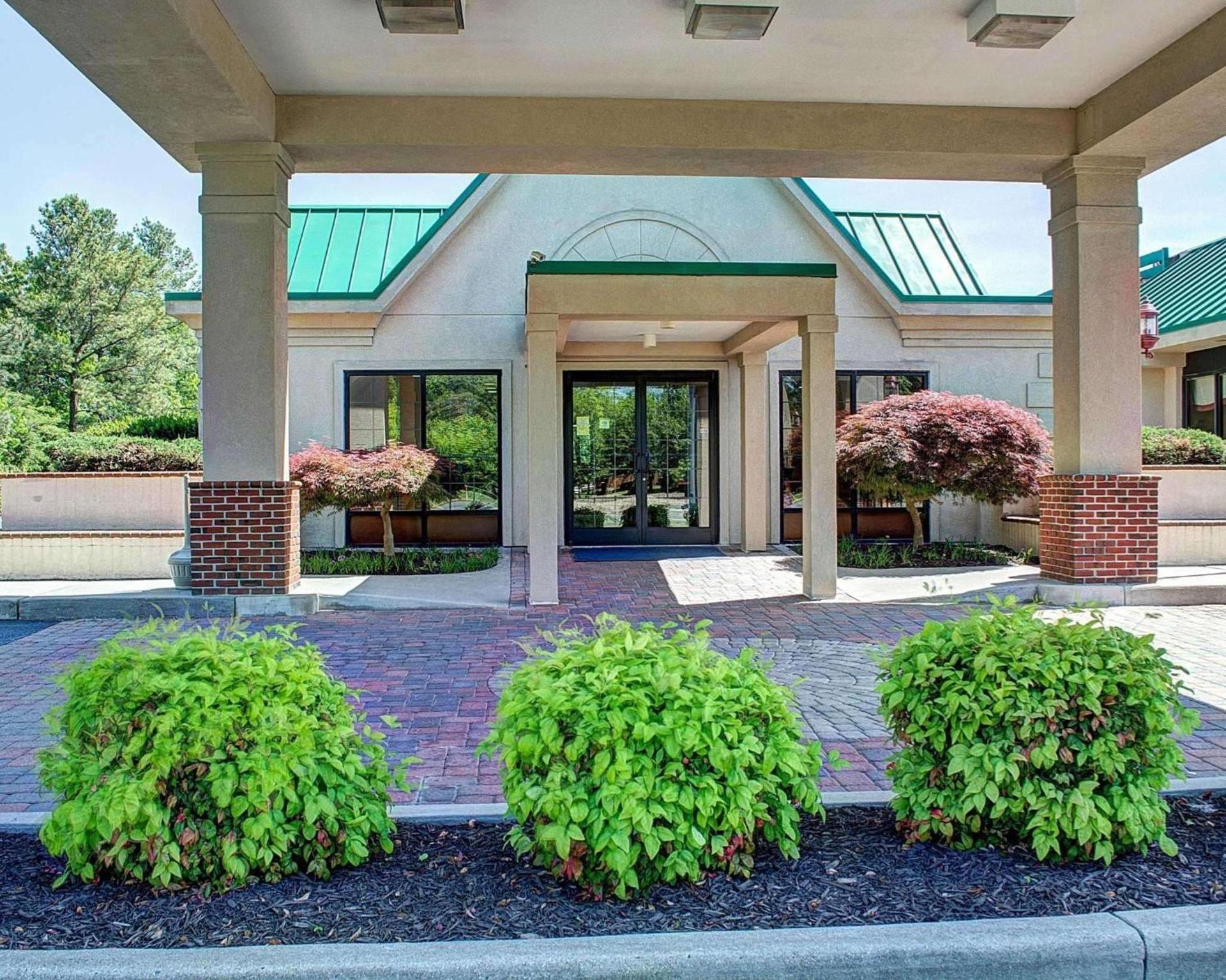 Quality Inn Richmond North photo 1