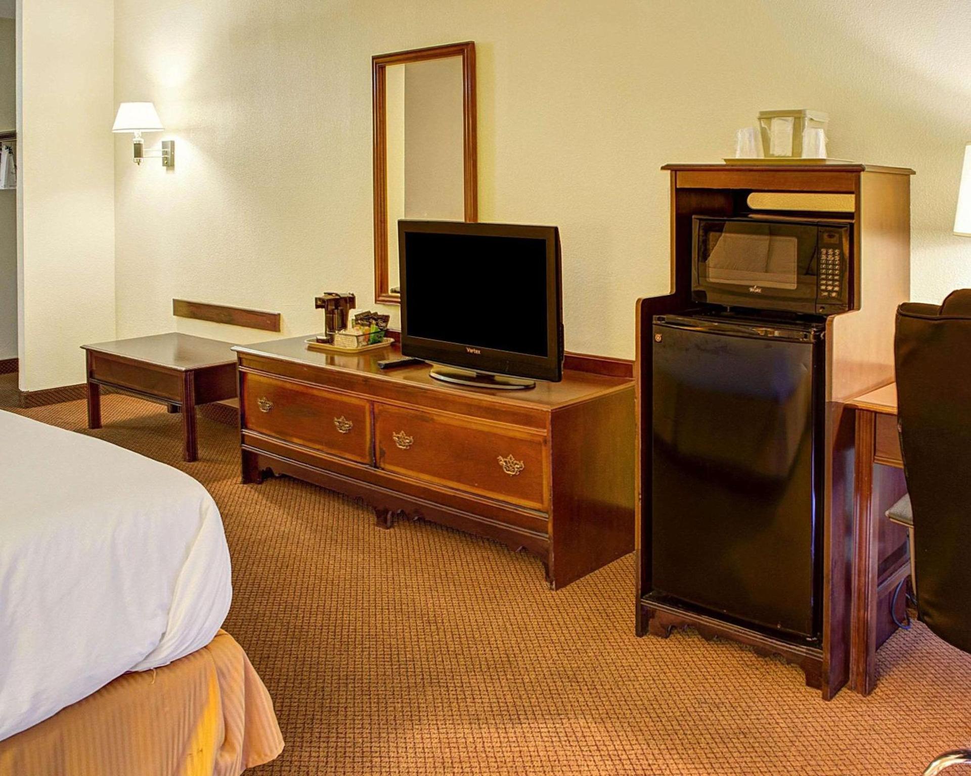 Quality Inn Richmond North photo 19