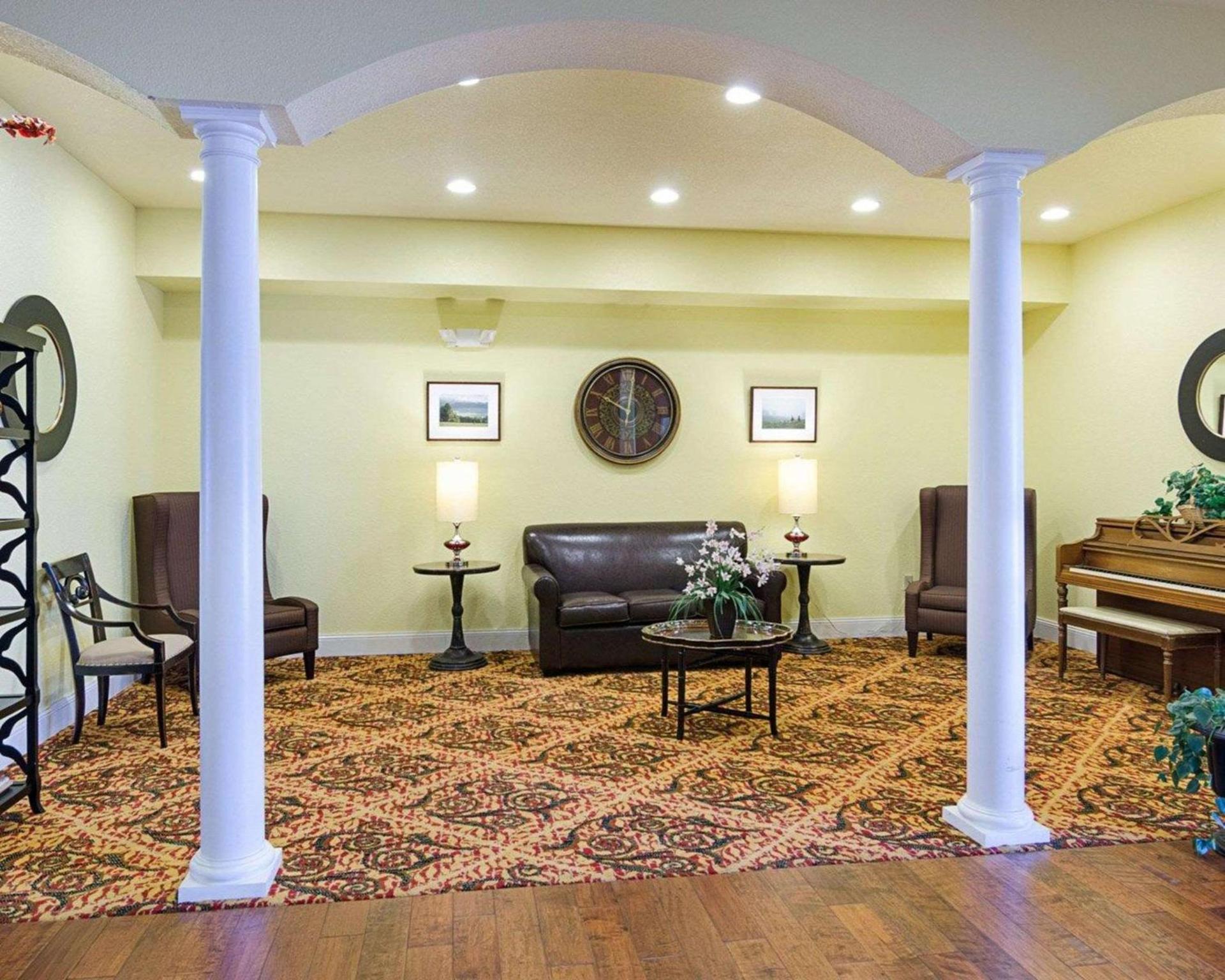 Comfort Inn & Suites Orange - Montpelier photo 5