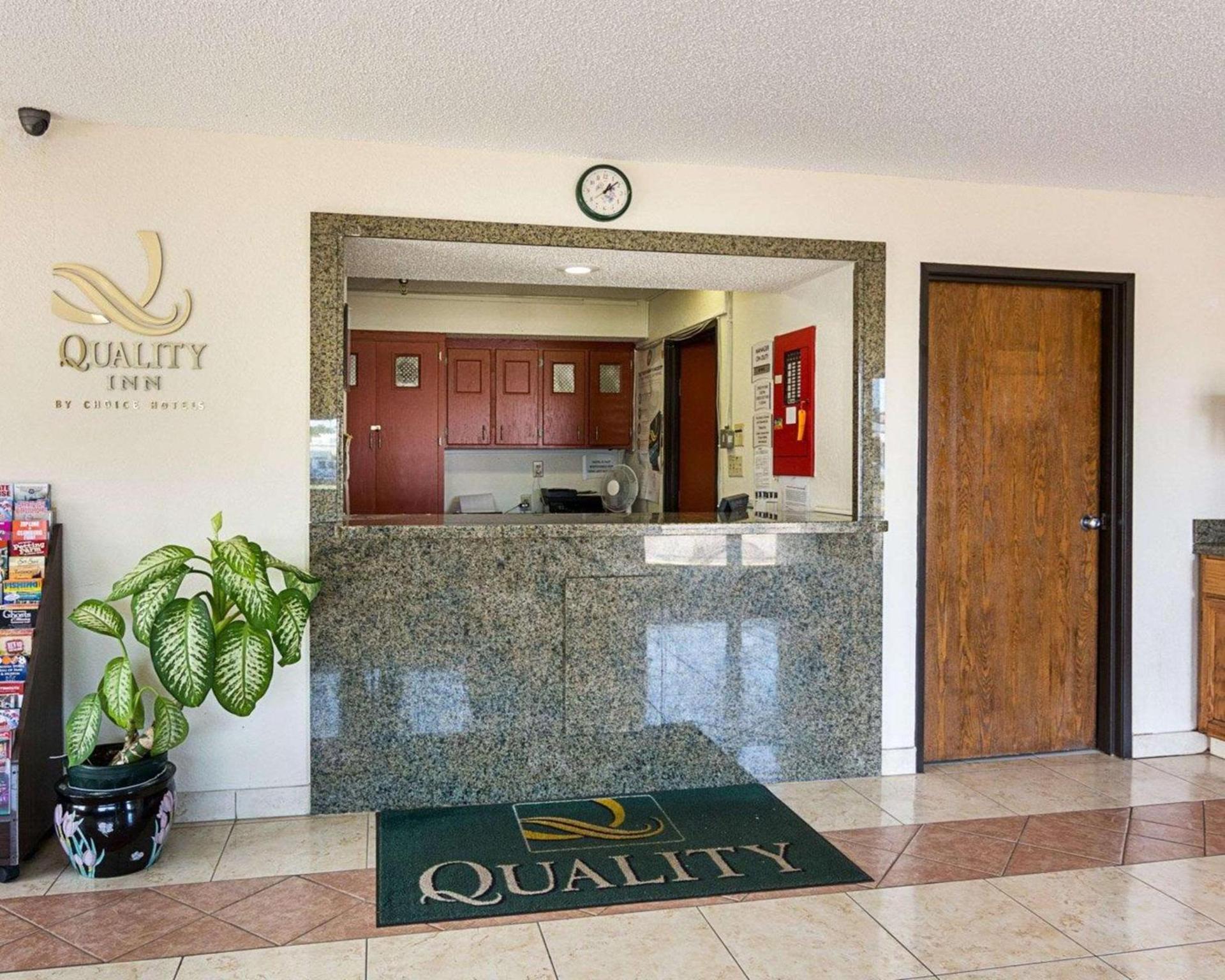 Quality Inn Chesapeake - Greenbrier photo 10