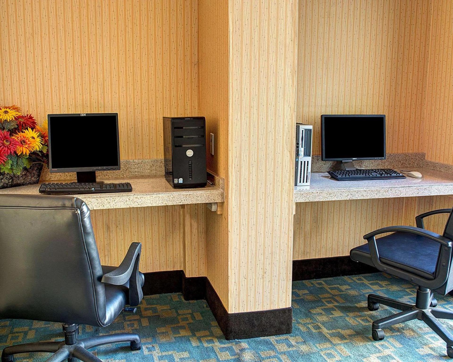Quality Inn Richmond North photo 16