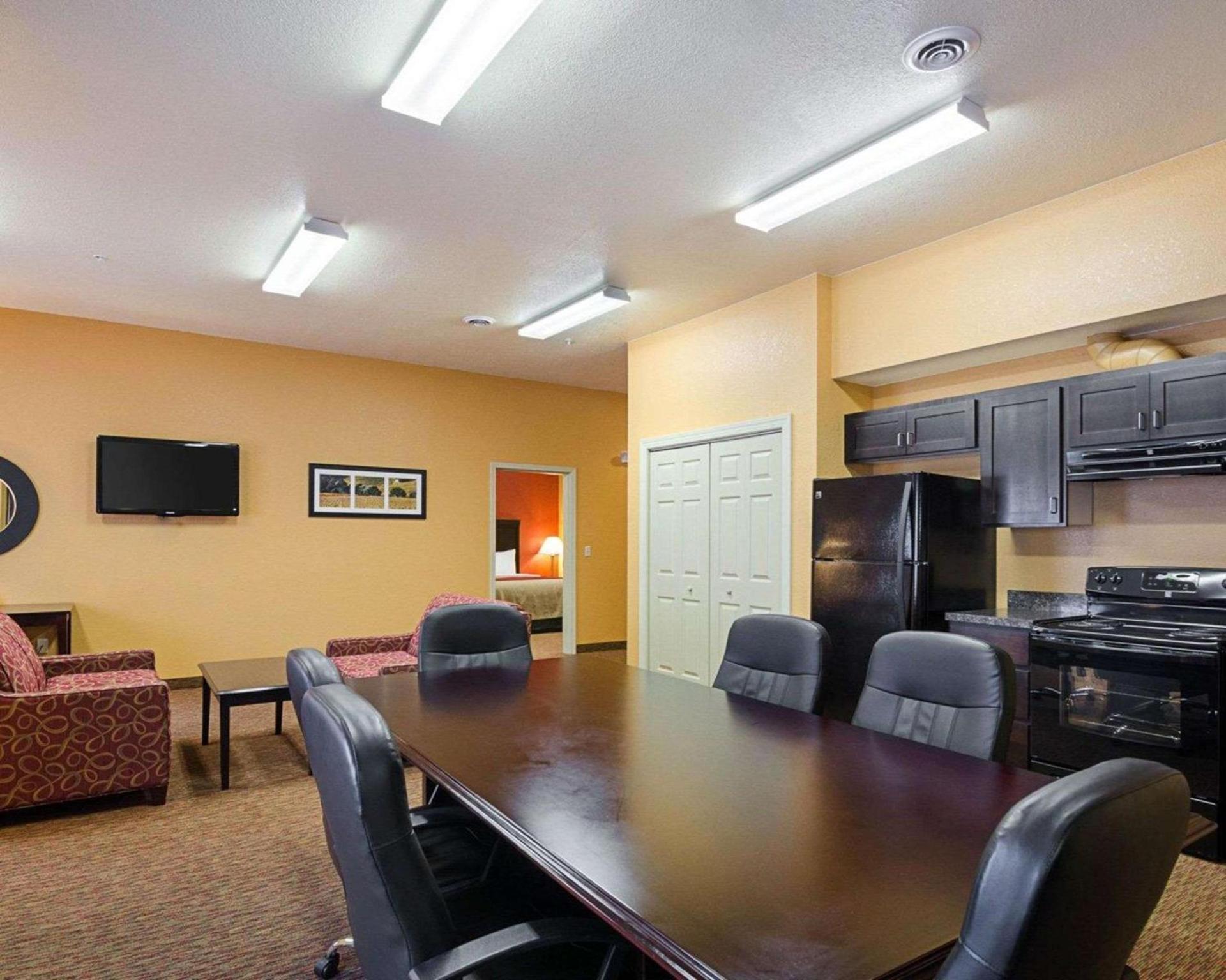 Comfort Inn & Suites Orange - Montpelier photo 22