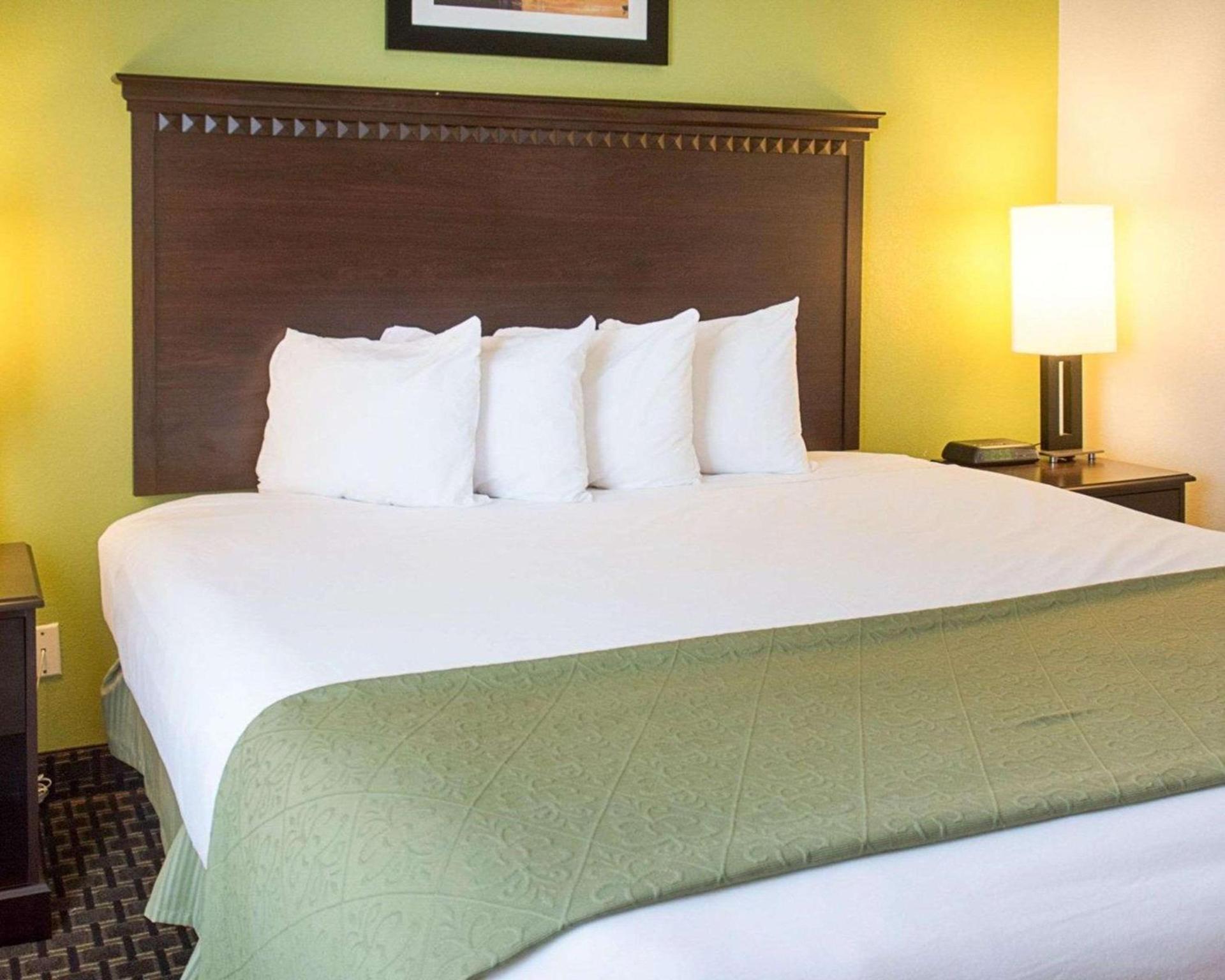 Quality Inn & Suites Quantico photo 21