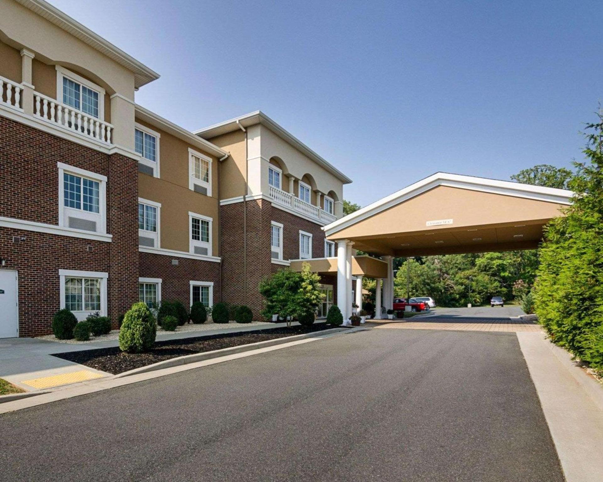 Comfort Inn & Suites Orange - Montpelier photo 3