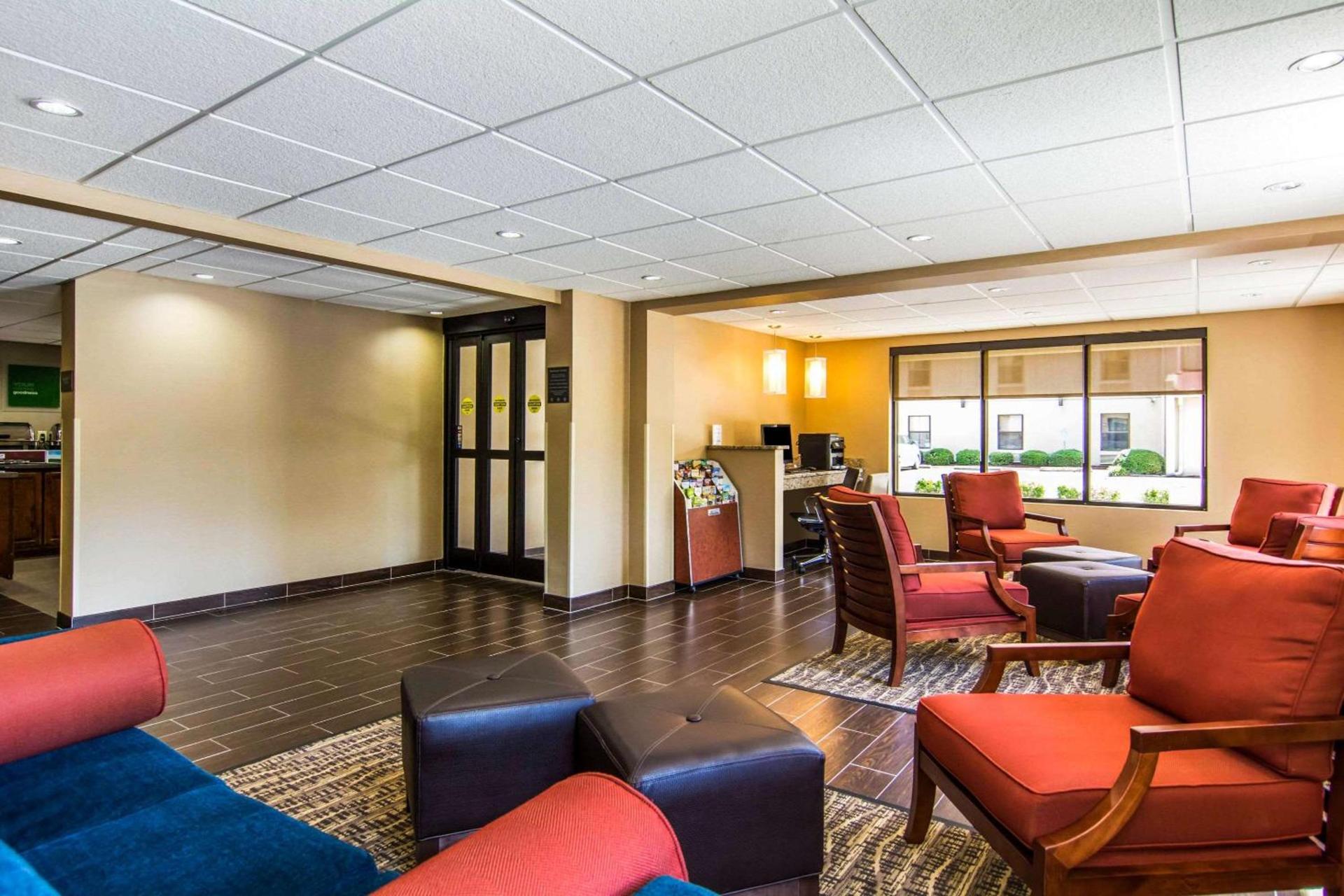 Quality Inn photo 11