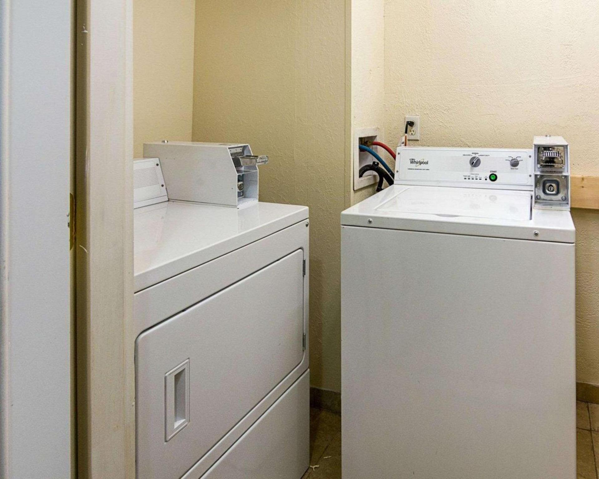 Quality Inn Chesapeake - Greenbrier photo 21
