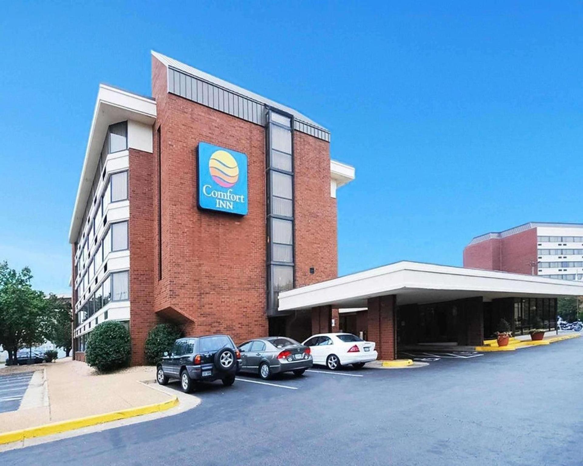 Comfort Inn Springfield photo 2