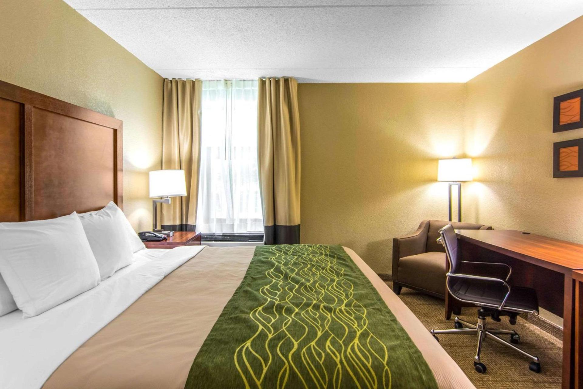 Quality Inn photo 12