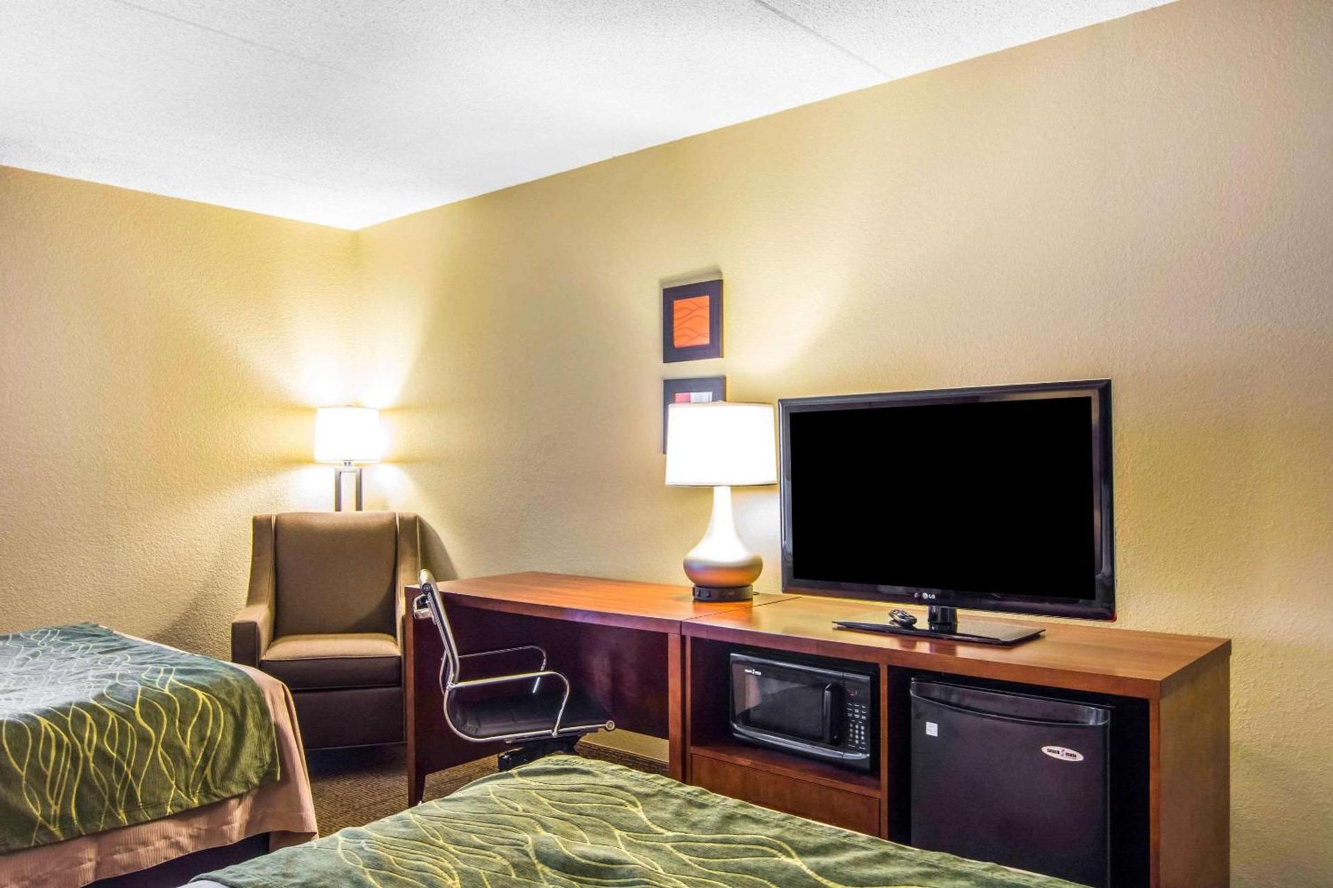 Quality Inn photo 18