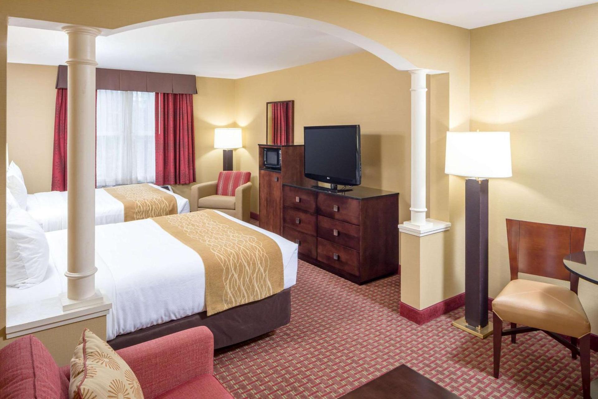 Comfort Inn & Suites Near Burke Mountain photo 9