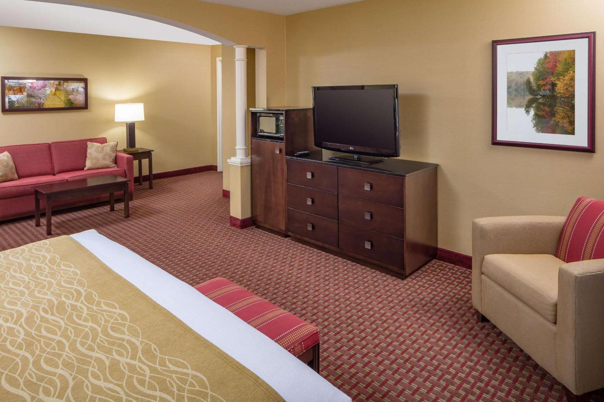 Comfort Inn & Suites Near Burke Mountain photo 25