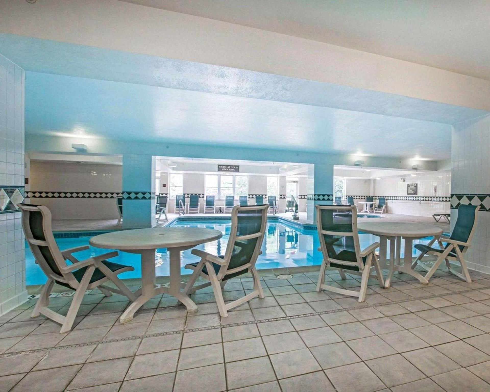 Comfort Inn & Suites Near Burke Mountain photo 33