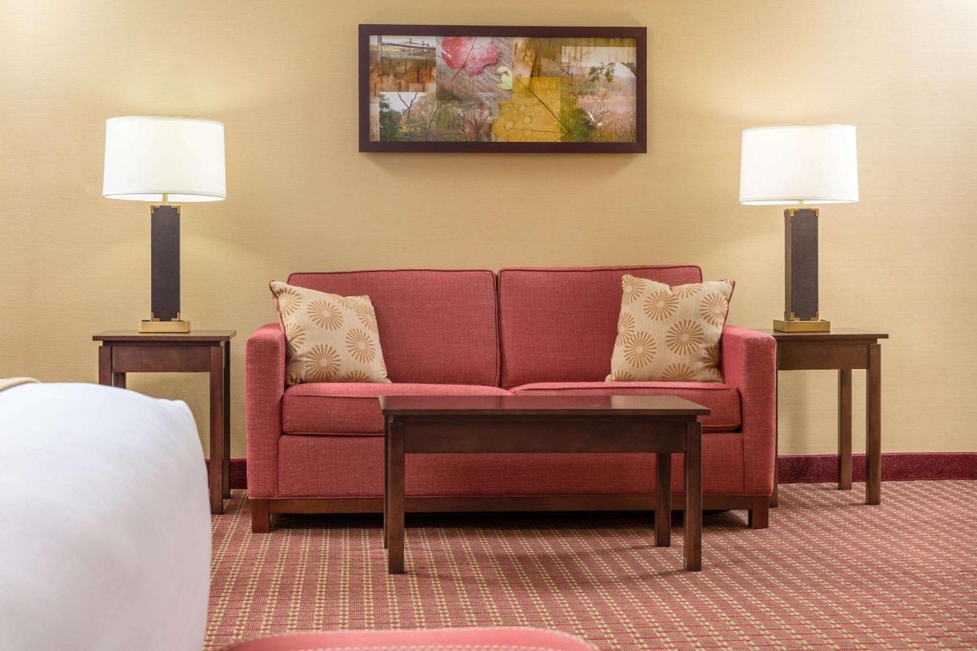 Comfort Inn & Suites Near Burke Mountain photo 23