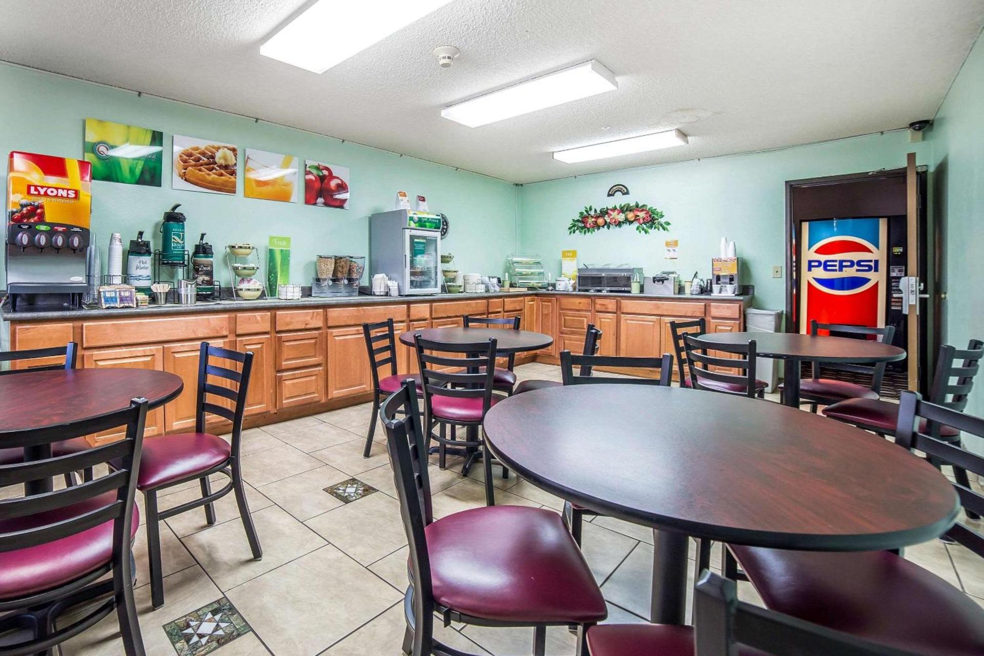 FairBridge Inn & Suites Sunnyside photo 9