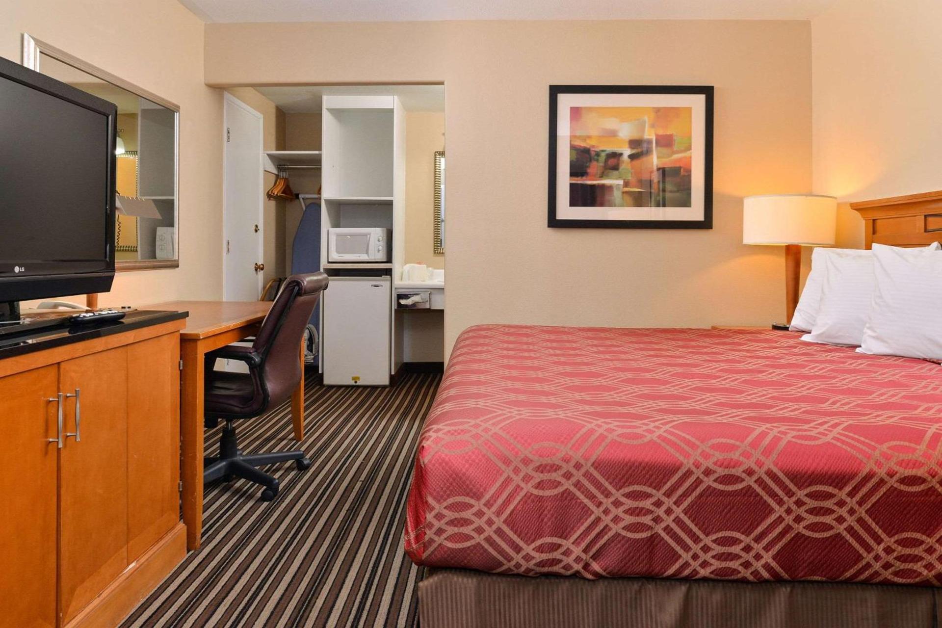 Econo Lodge Kennewick Tri-Cities photo 3
