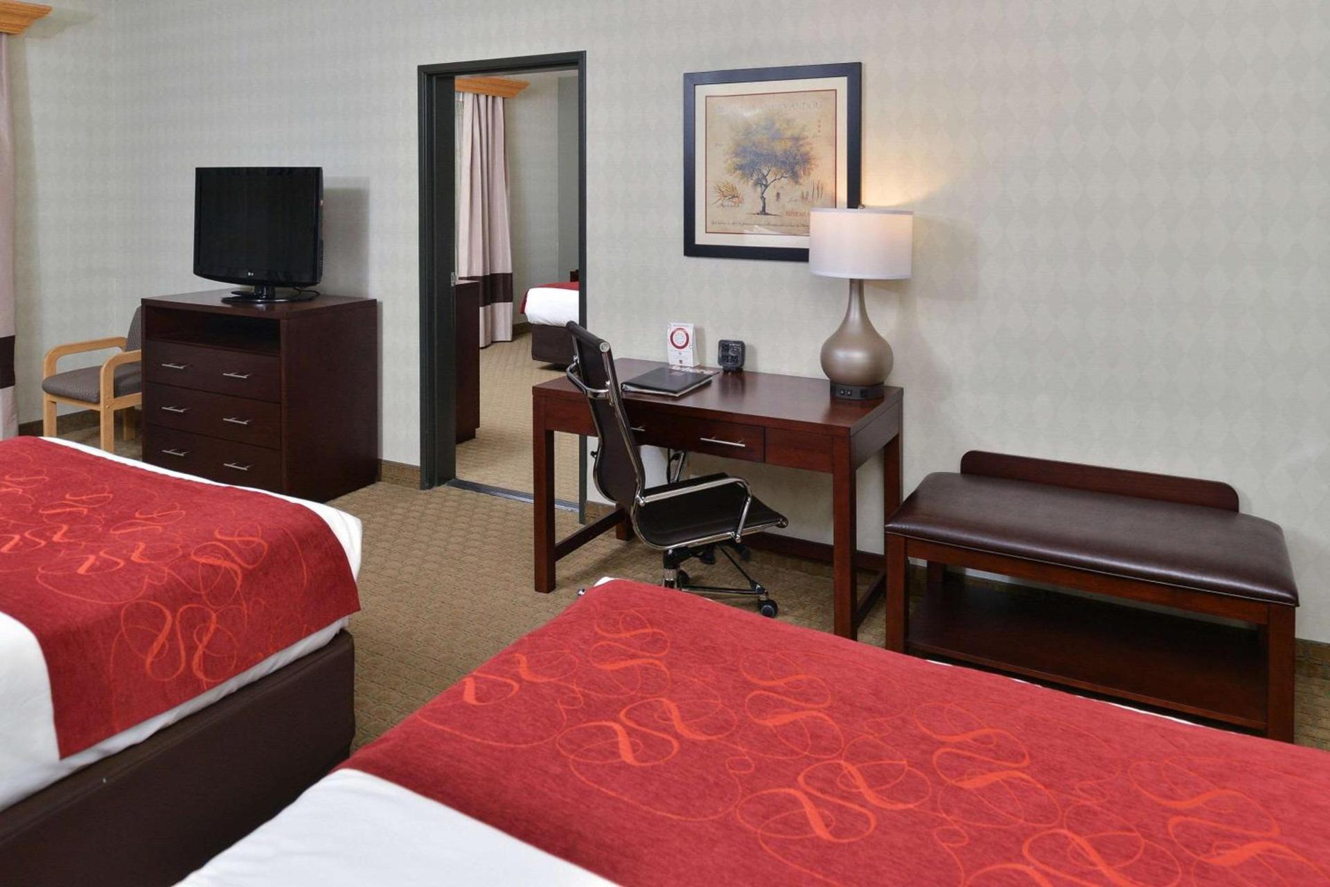 Comfort Suites Airport Tukwila Seattle photo 27