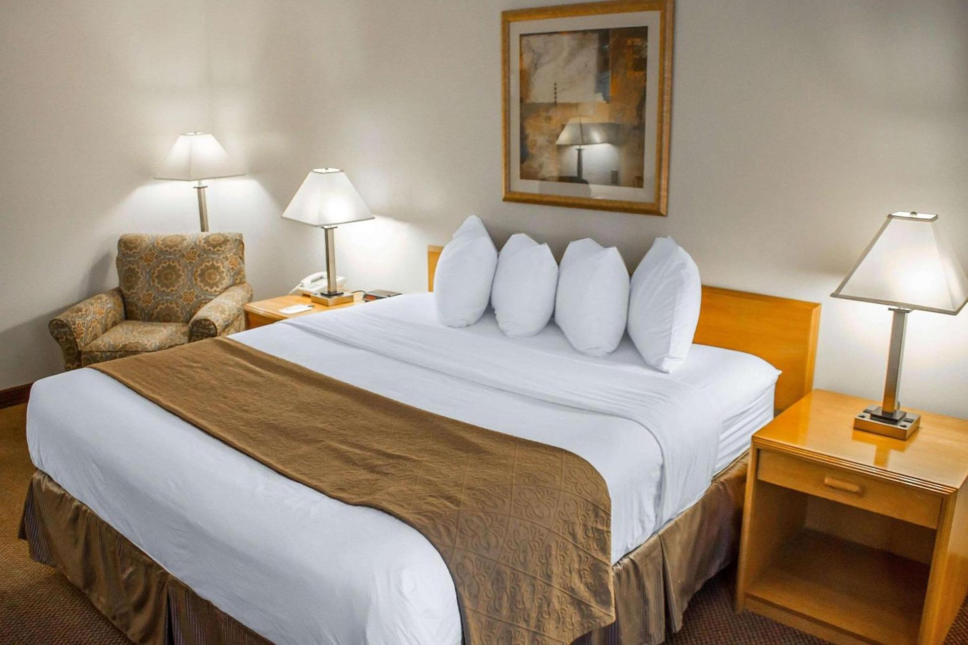 Quality Inn & Suites Longview Kelso photo 12