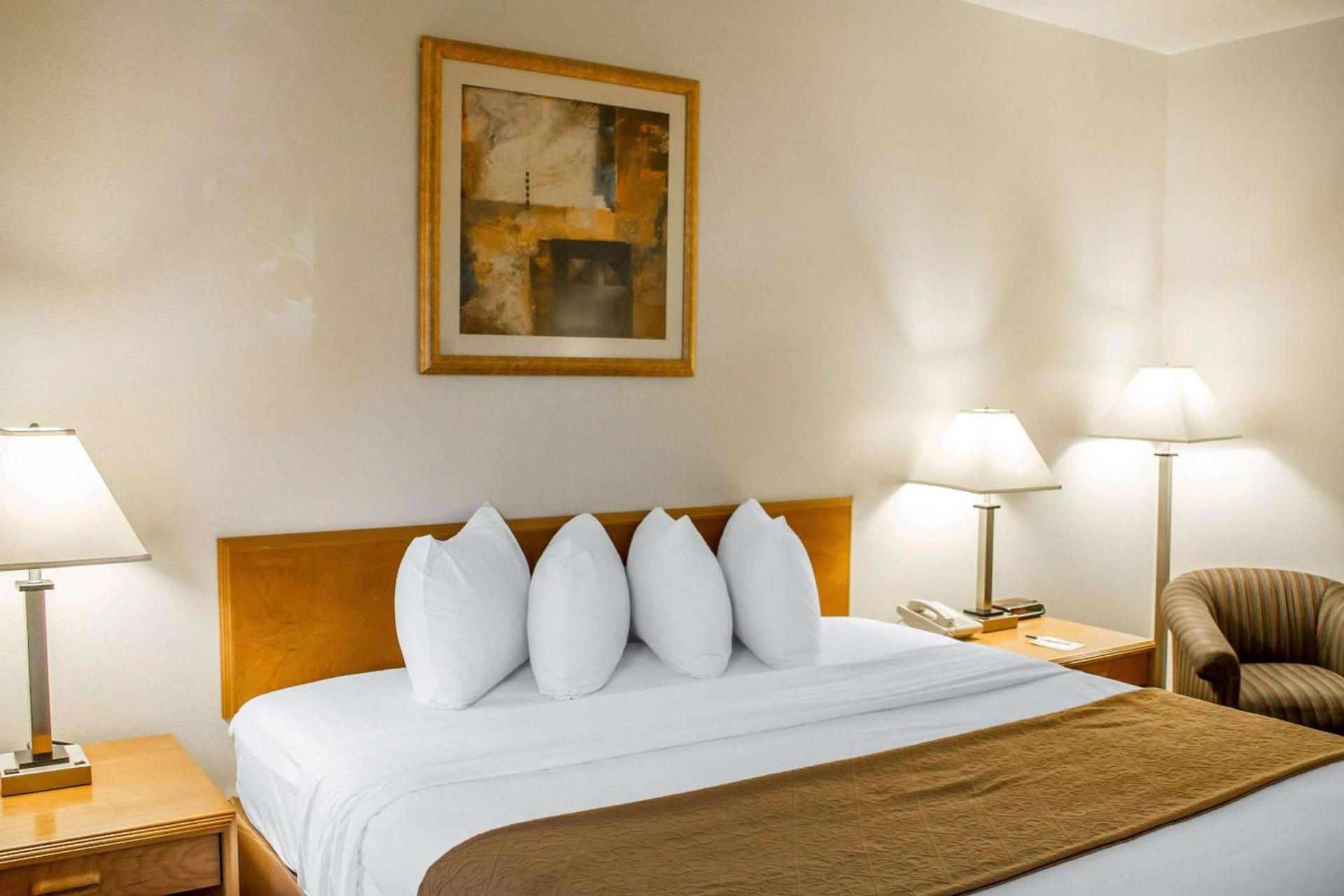 Quality Inn & Suites Longview Kelso photo 10