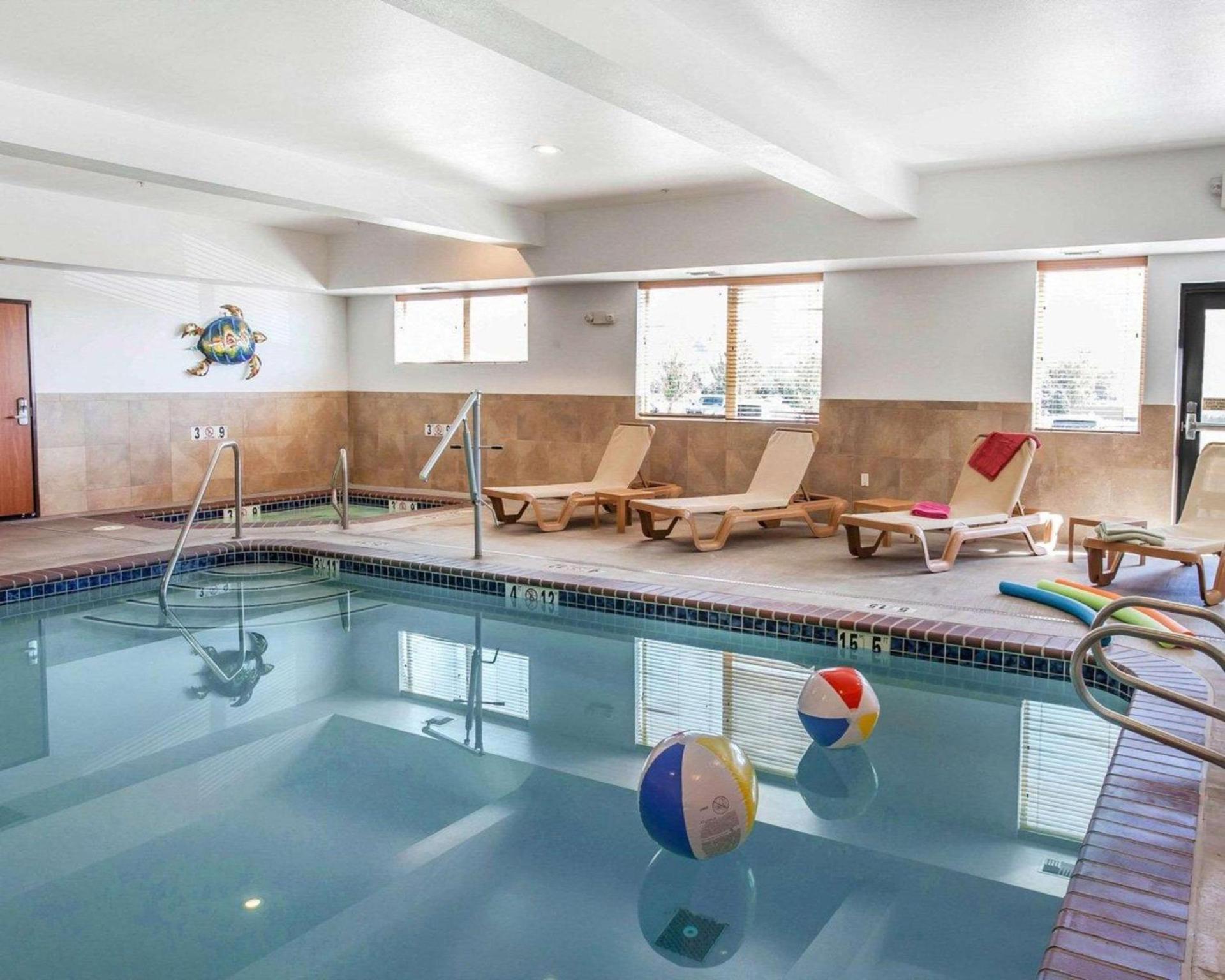 Comfort Suites Wenatchee Leavenworth photo 20