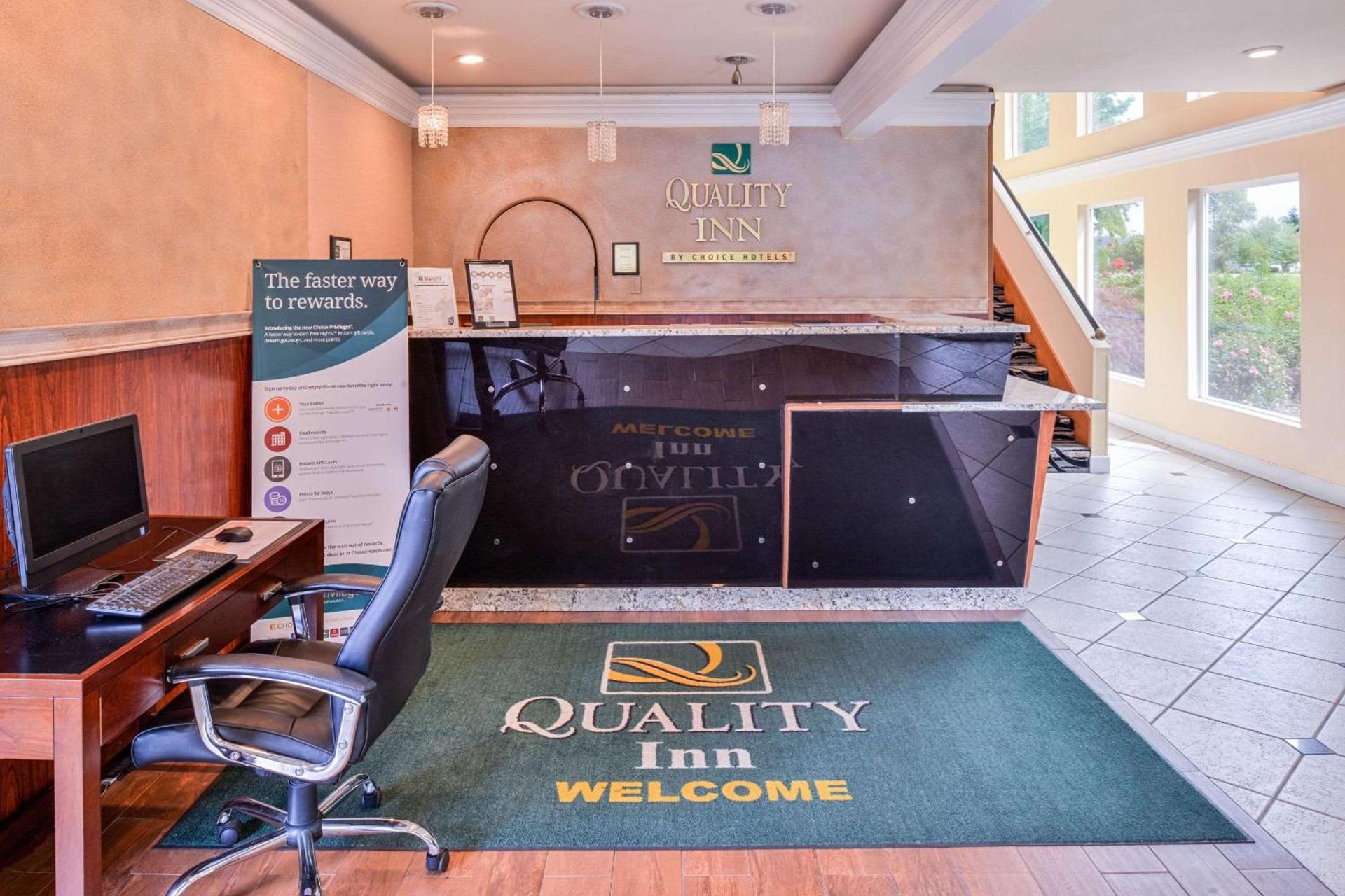 Clarion Pointe Kent - Seattle South photo 5