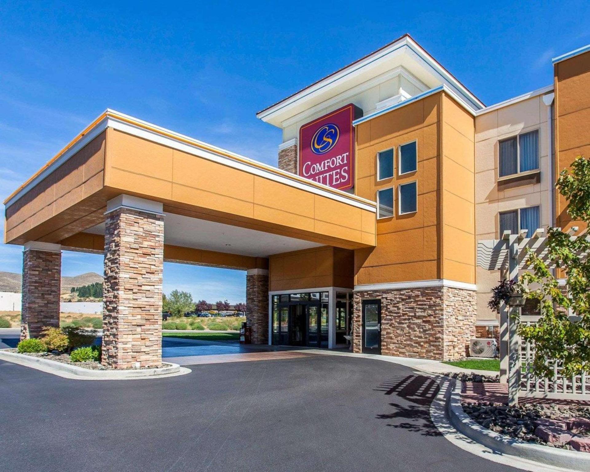 Comfort Suites Wenatchee Leavenworth photo 3