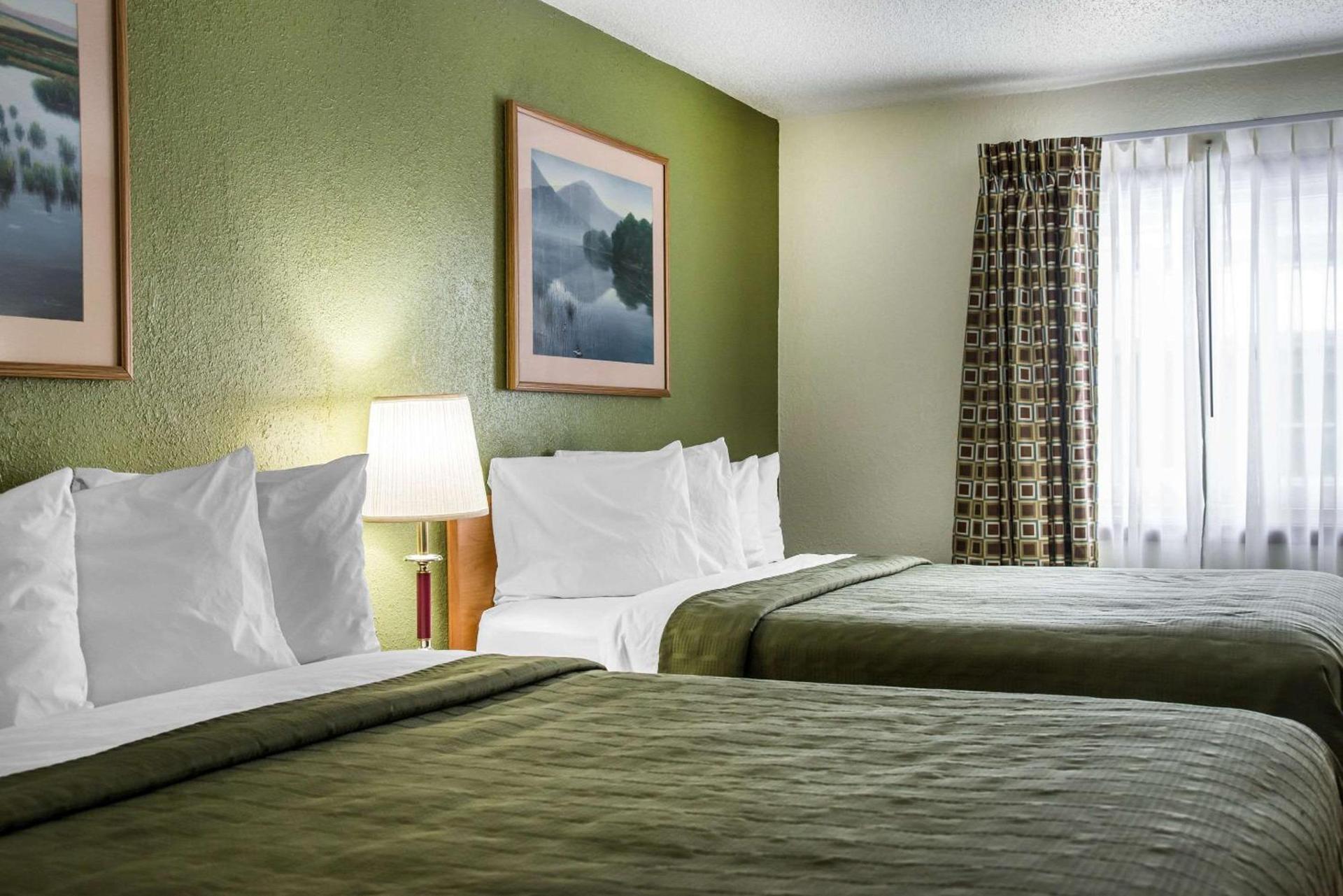 Hudson Inn & Suites photo 7