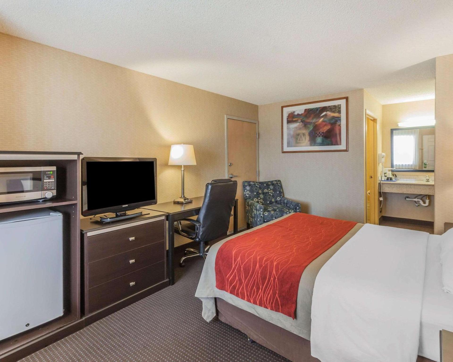 Comfort Inn On the Bay photo 12