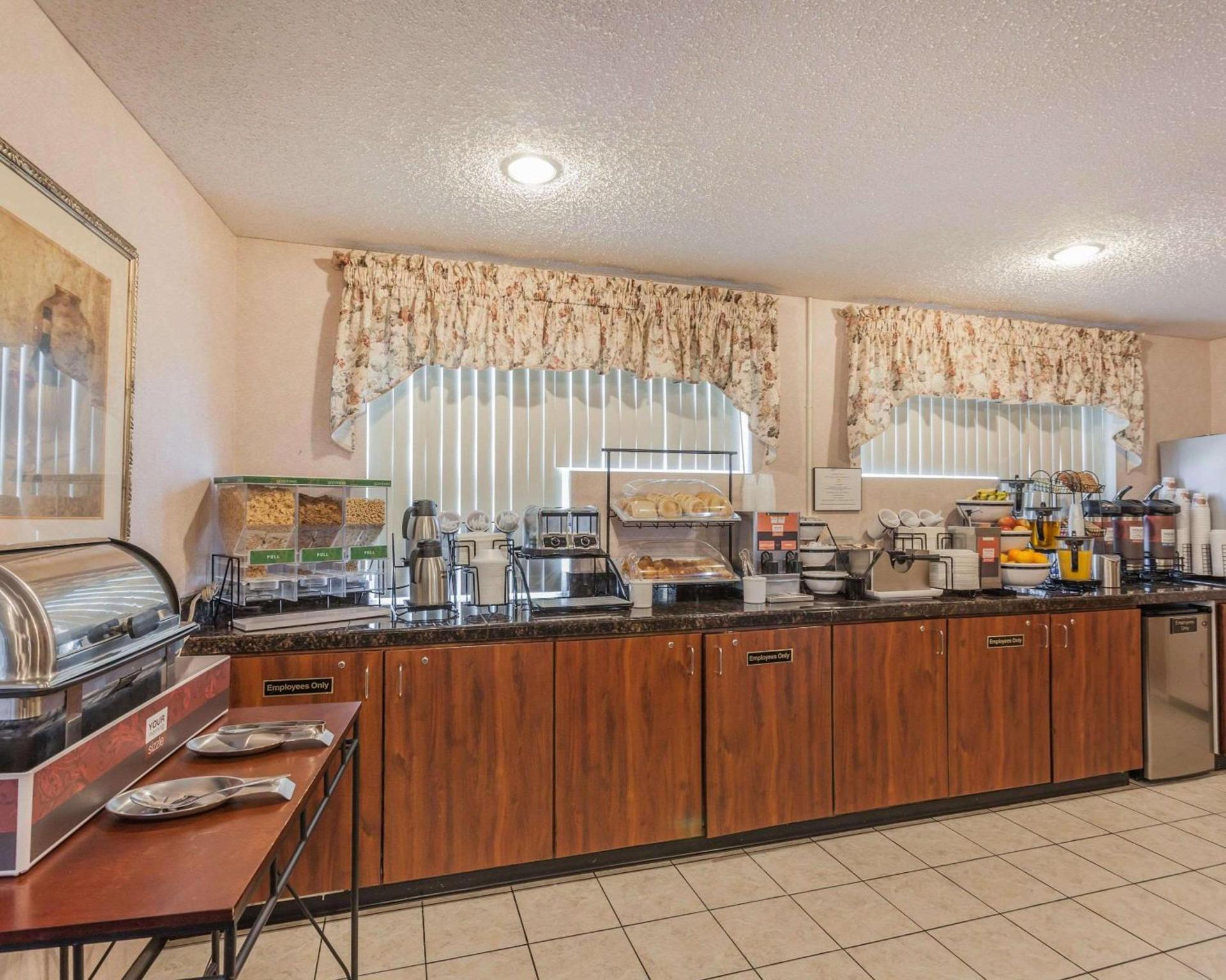 Comfort Inn On the Bay photo 23