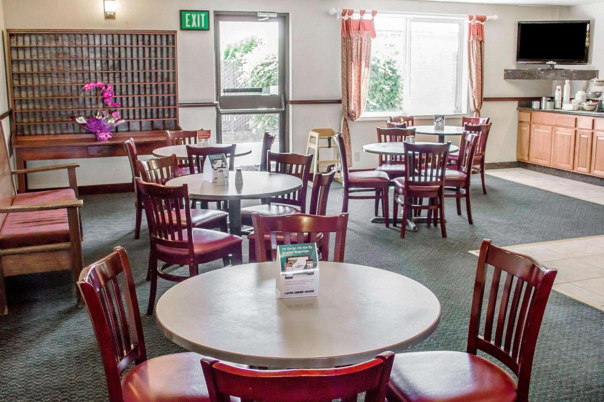 Quality Inn & Suites Longview Kelso photo 28