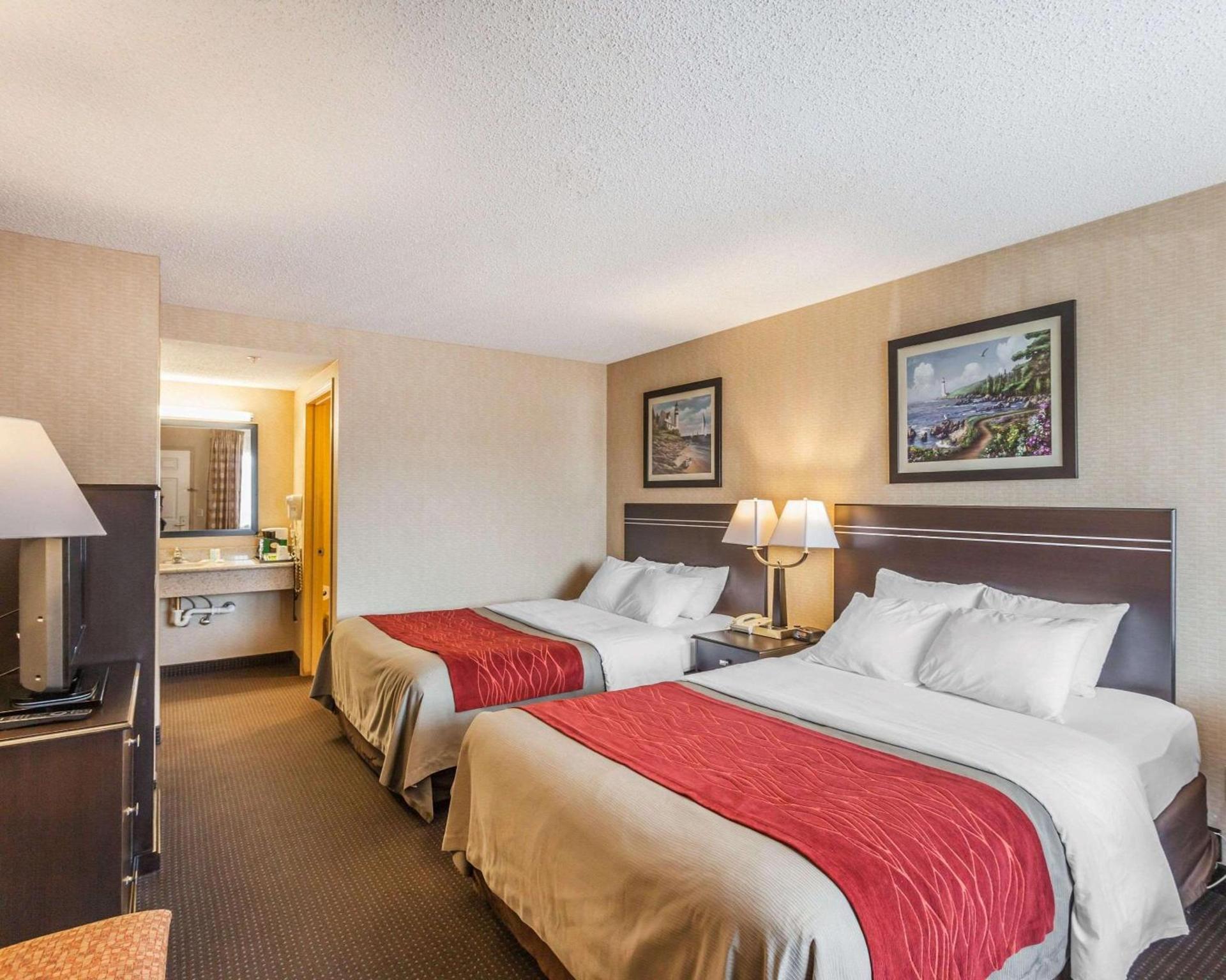 Comfort Inn On the Bay photo 13