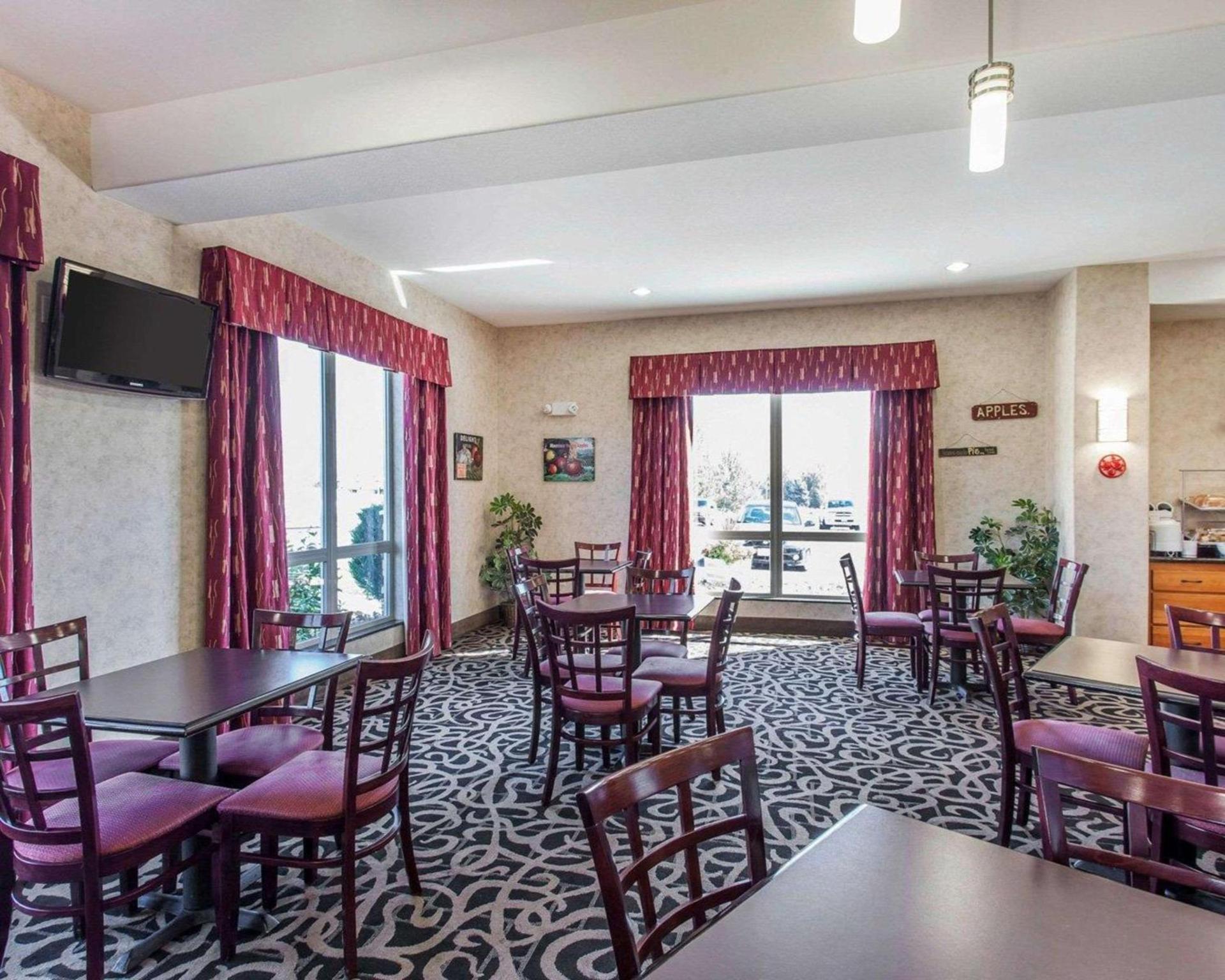 Comfort Suites Wenatchee Leavenworth photo 30