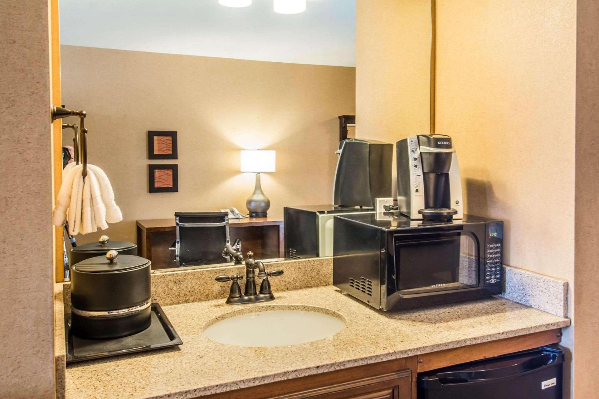 Comfort Inn & Suites Spokane Valley Central photo 13