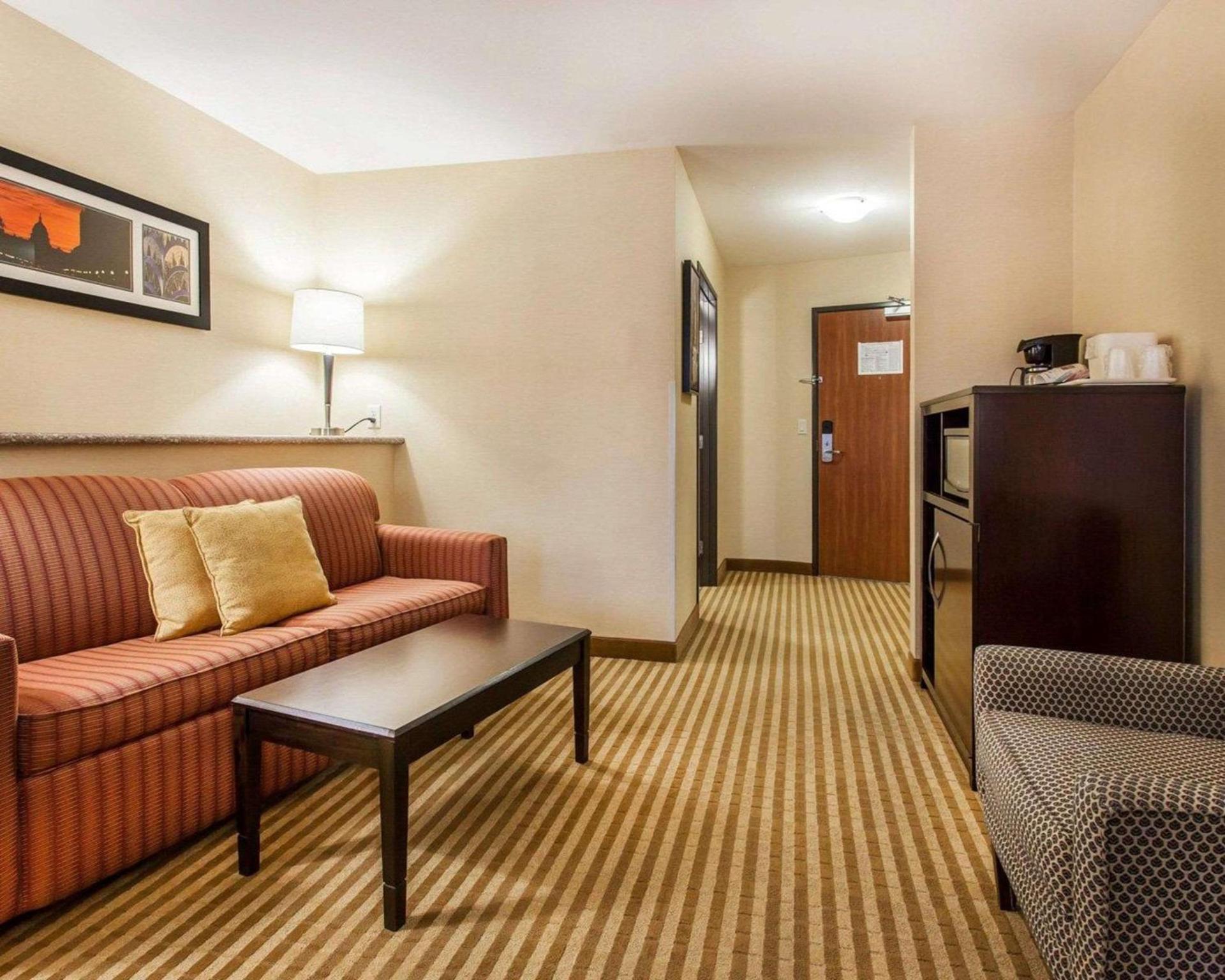 Comfort Suites Wenatchee Leavenworth photo 14