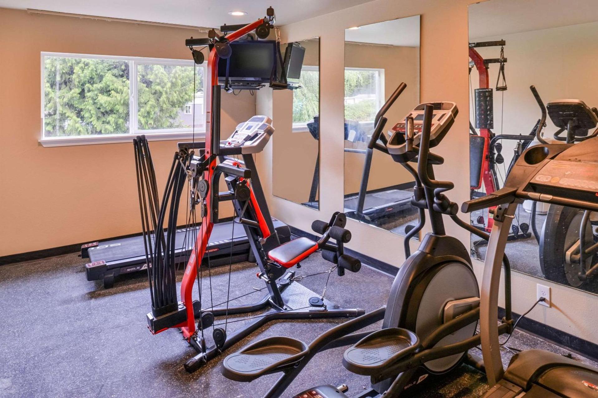 Clarion Pointe Kent - Seattle South photo 19