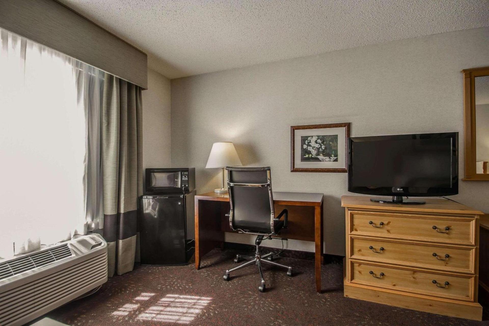 Comfort Inn Fond Du Lac photo 16