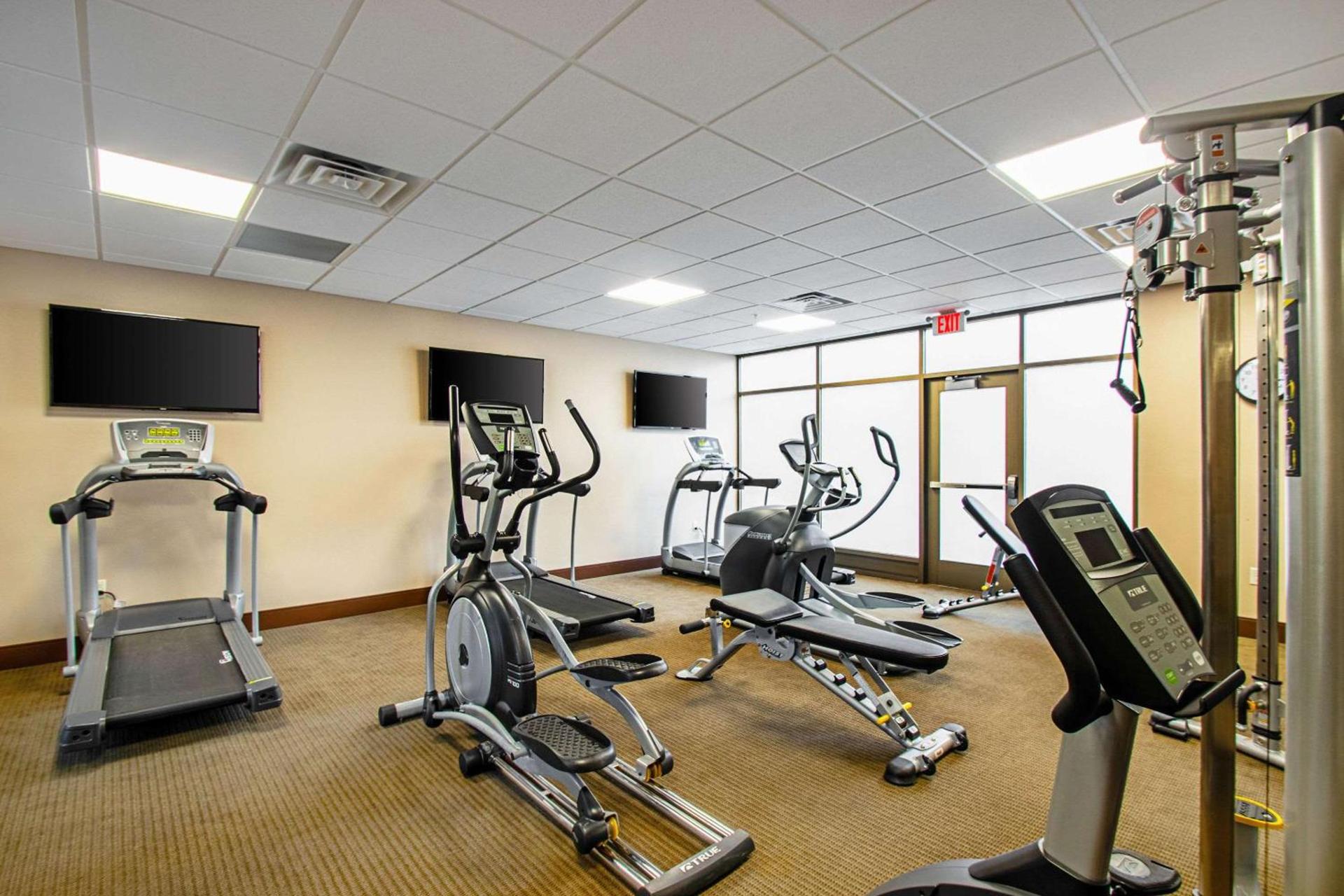 Sleep Inn & Suites Madison - Monona photo 24