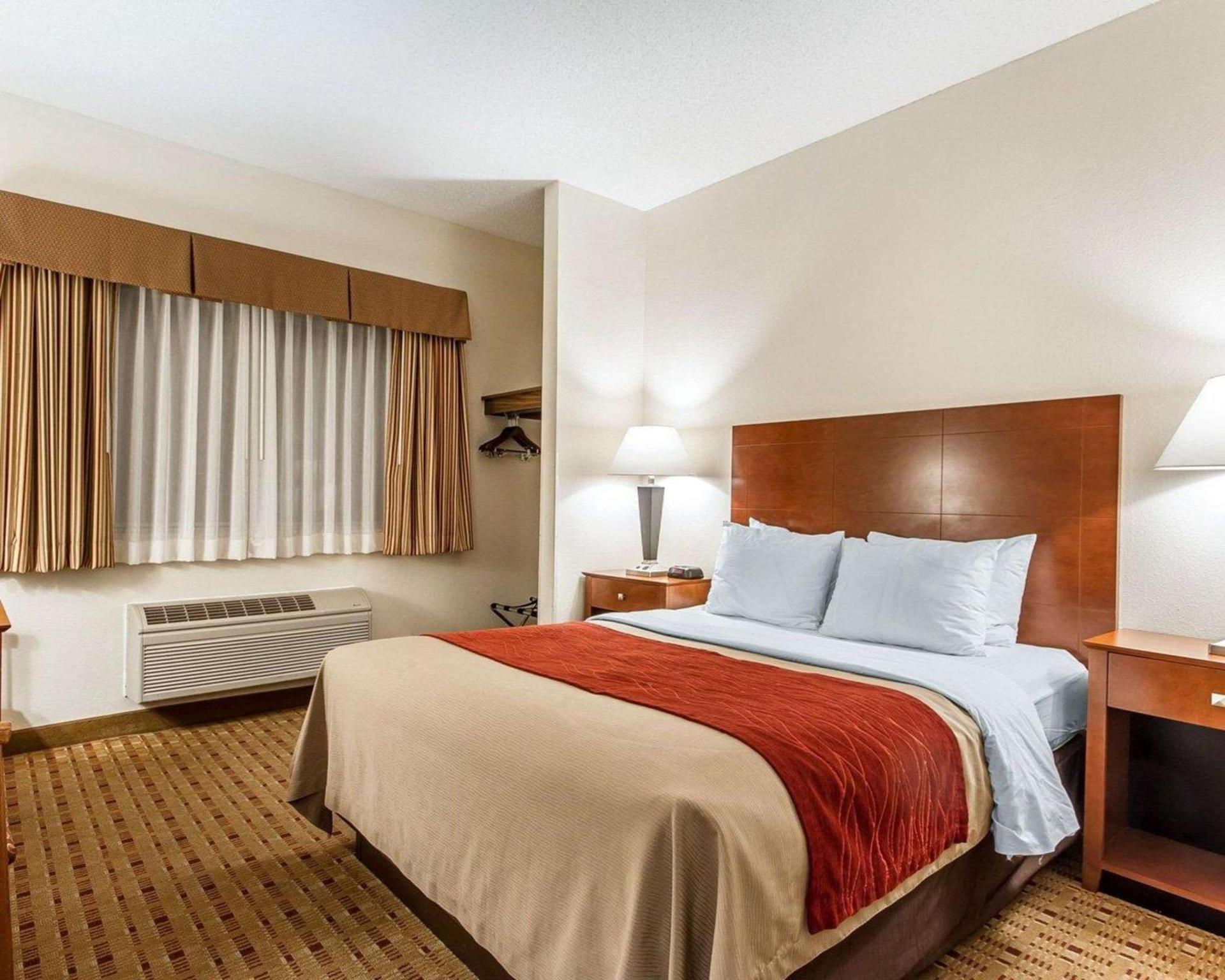 Quality Inn & Suites Eau Claire University Area photo 20