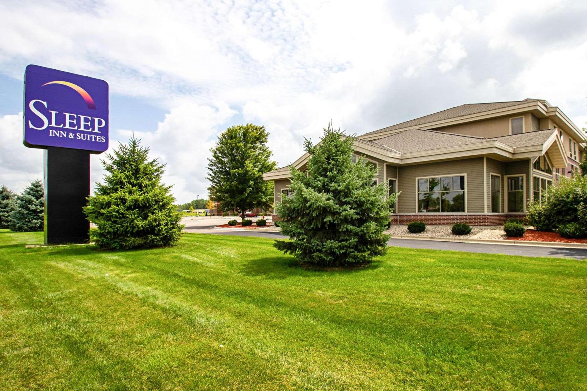 Sleep Inn & Suites Madison - Monona photo 2