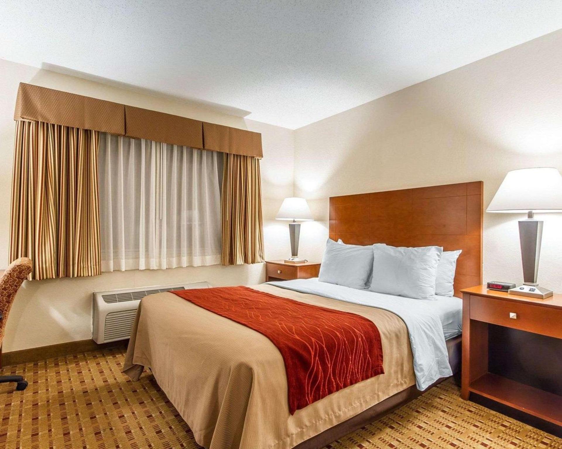 Quality Inn & Suites Eau Claire University Area photo 19